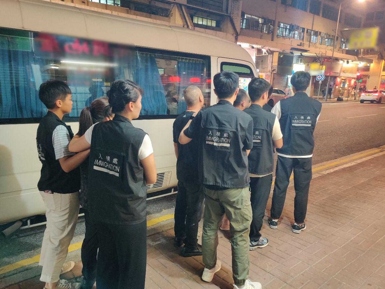 The Immigration Department mounted a series of territory-wide anti-illegal worker operations codenamed "Lightshadow" and "Twilight", and a joint operation with the Hong Kong Police Force codenamed "Windsand" for three consecutive days from October 3 to yesterday (October 5). Photo shows suspected illegal workers arrested during an operation.
