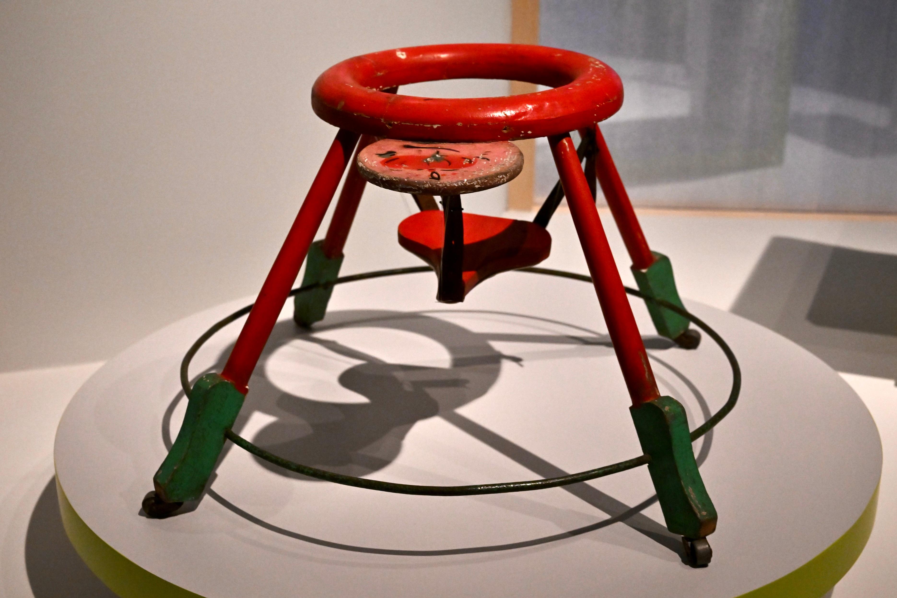 The opening ceremony for the exhibition "Po Leung Kuk 145th Anniversary: Building Charity with Benevolence" was held today (October 17) at the Hong Kong Heritage Museum. Nursery classes were once provided to women under the care of Po Leung Kuk. Photo shows a baby walker from the 1950s to 1960s.

