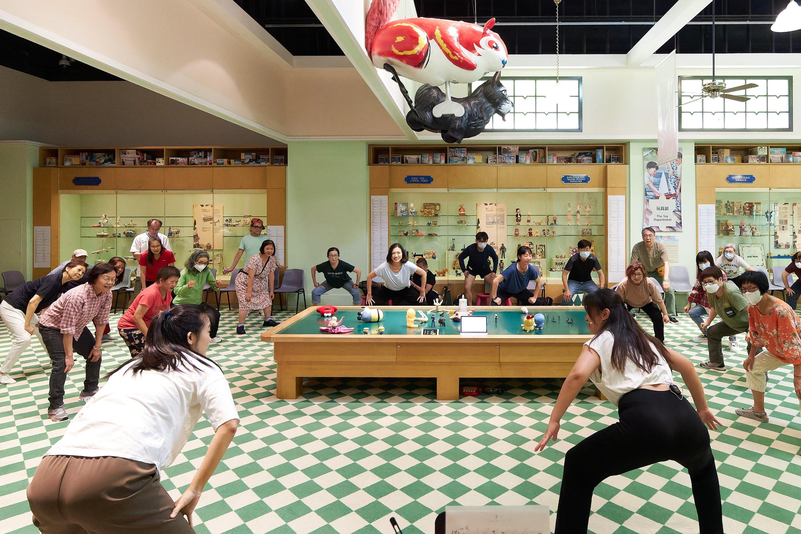 康樂及文化事務署於十一月舉行「香港博物館節2023」，推出約八十項精彩節目，包括十一月十八及十九日於香港文化博物館舉行的「情繫香港 ─ 潮遊香港文化博物館」。