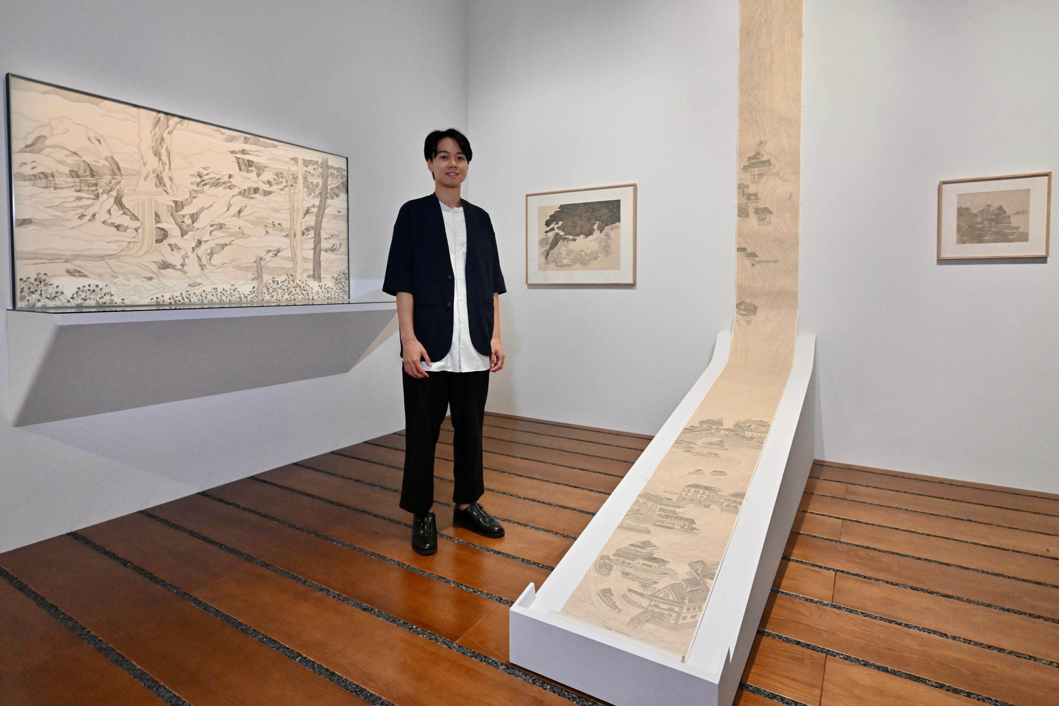 "The Hong Kong Jockey Club Series: Titian and the Venetian Renaissance from the Uffizi" exhibition opens to the public at the Hong Kong Museum of Art from today (November 3). Picture shows Hong Kong artist Chan Kwan-lok and his ink art installation, "The Connection with Nature". Viewers will be immersed in the profound artistic emotions from both past and present, uncovering the inherent depth and meaning within through 13 gongbi paintings. 