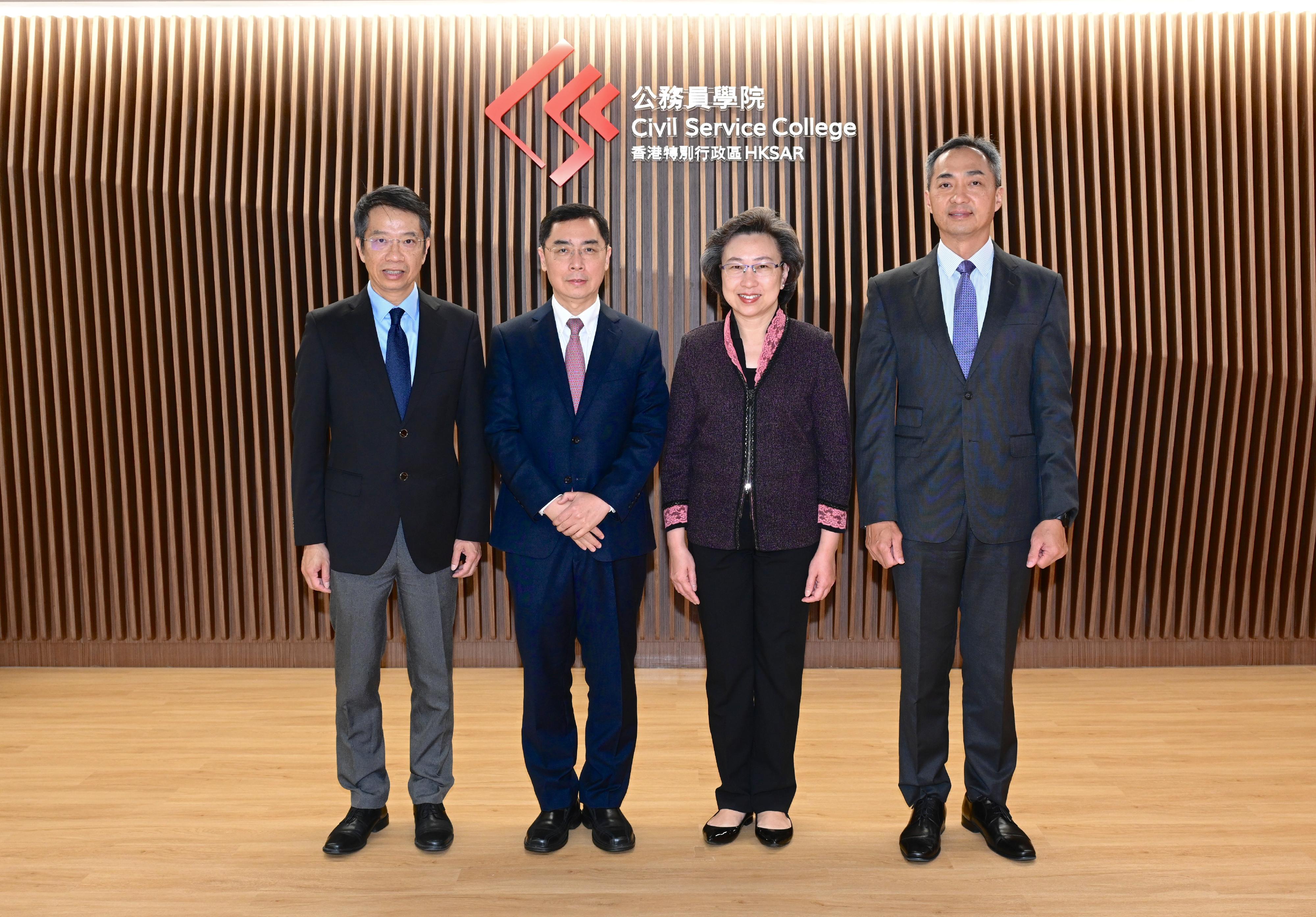 The Civil Service College (CSC) today (November 29) held a talk of the series on the country's foreign affairs jointly with the Office of the Commissioner of the Ministry of Foreign Affairs in the Hong Kong Special Administrative Region on the topic of "The high-quality development of the Belt and Road Initiative and policy recommendations for Hong Kong's participation in the Initiative". Photo shows (from left) the Permanent Secretary for the Civil Service, Mr Clement Leung; the Director-General of the Department of International Economic Affairs of the Ministry of Foreign Affairs, Mr Li Kexin; the Secretary for the Civil Service, Mrs Ingrid Yeung; and the Head of the CSC, Mr Oscar Kwok.