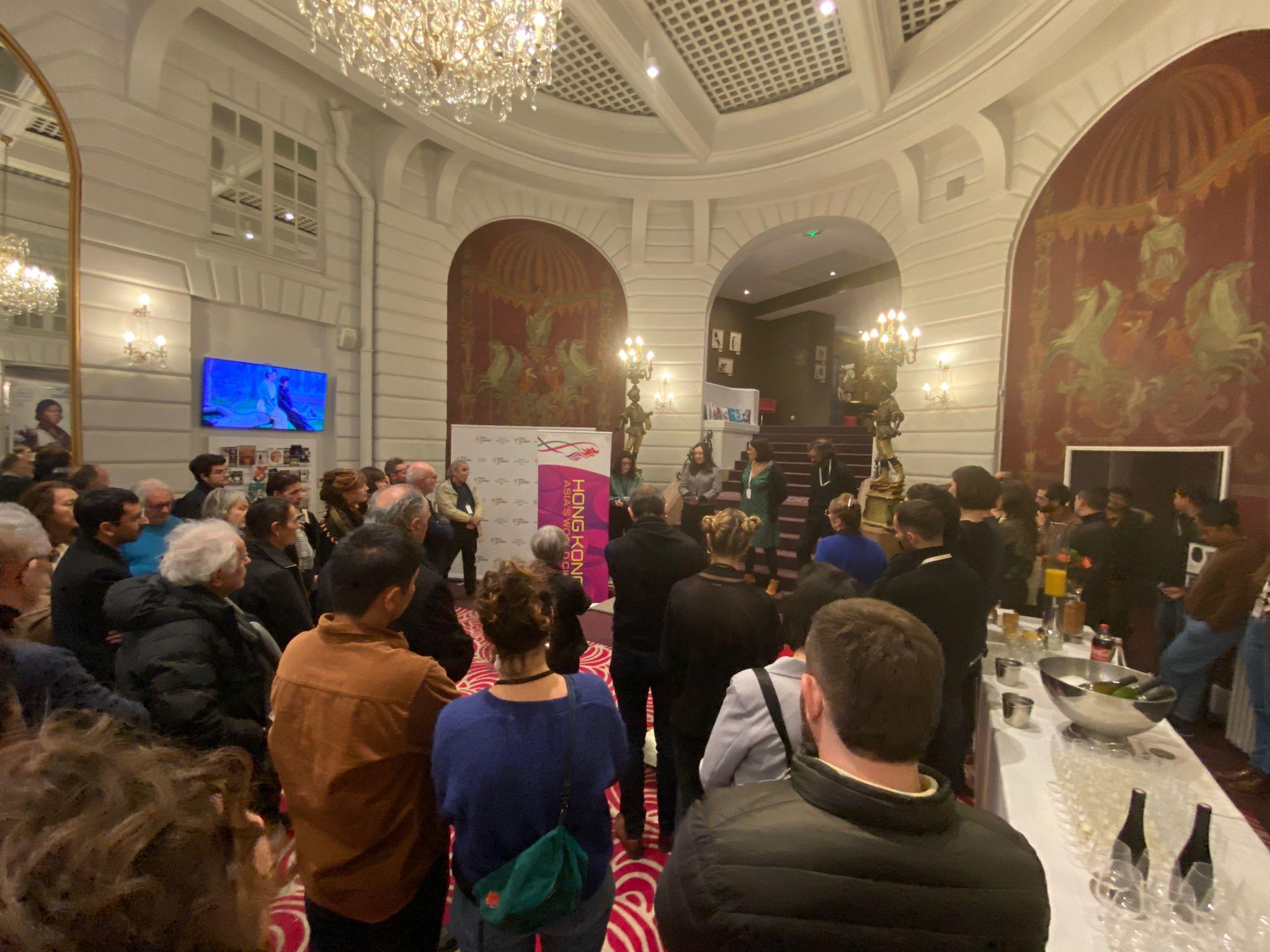 The Deputy Representative of the Hong Kong Economic and Trade Office in Brussels, Miss Grace Li, spoke to guests of a reception organised at the Festival des 3 Continents on November 30 (Nantes time).