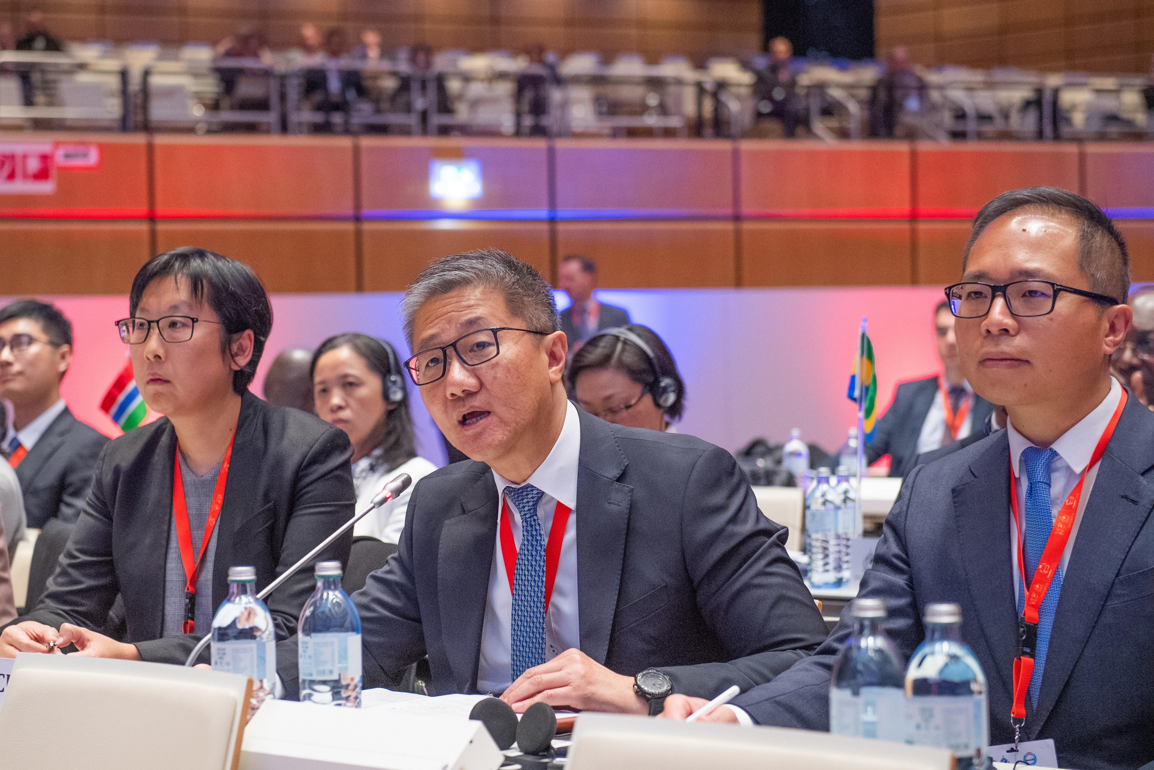 The Commissioner of Police, Mr Siu Chak-yee (centre); Assistant Commissioner (Crime), Ms Chung Wing-man (left); and Regional Commander (Kowloon East), Dr Law Yuet-wing (right) attended the 91st INTERPOL General Assembly in Vienna, Austria from November 28 to December 1.