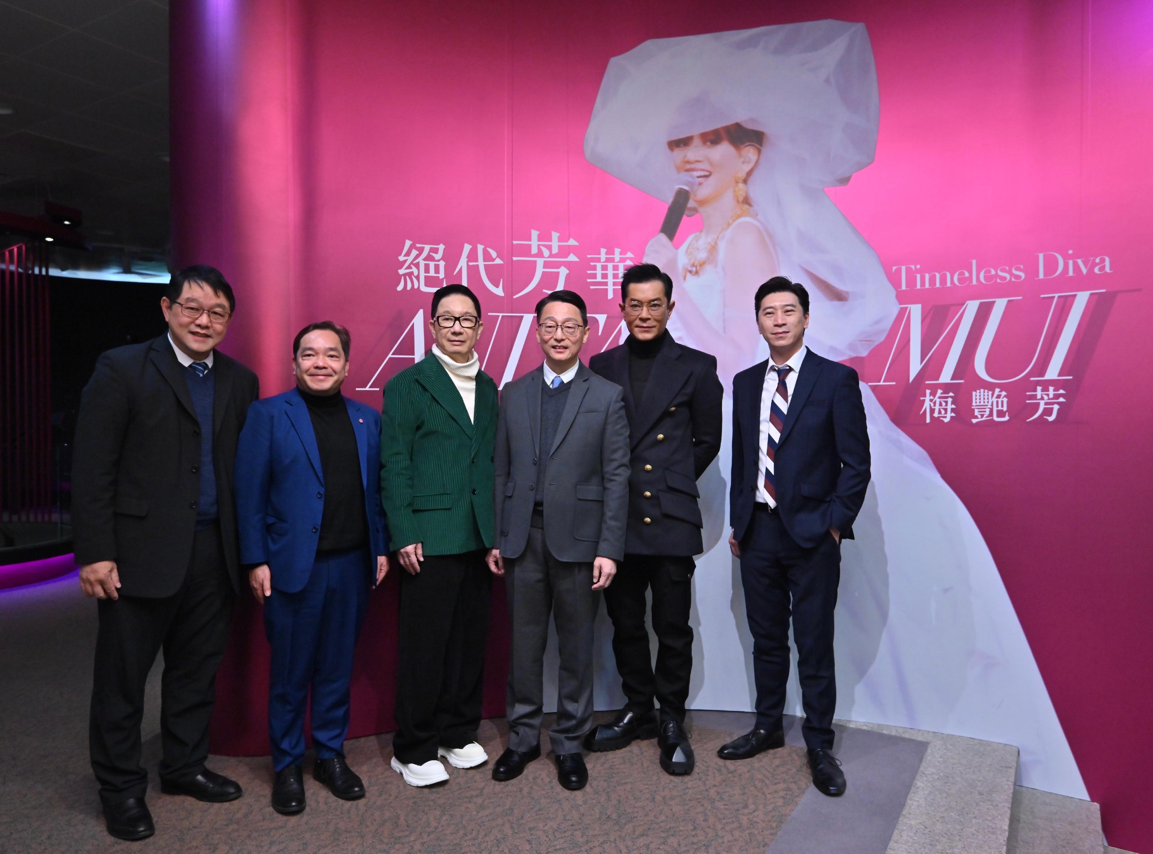 The opening ceremony for the "Timeless Diva: Anita Mui" exhibition was held today (December 23) at the Hong Kong Heritage Museum (HKHM). Photo shows the officiating guests (from left) the Museum Director of the HKHM, Mr Brian Lam; the Chairperson of the History Sub-committee of the Museum Advisory Committee, Professor Joshua Mok; a close friend of Anita Mui and fashion and image designer, Mr Eddie Lau; the Director of Leisure and Cultural Services, Mr Vincent Liu; the President of the Hong Kong Performing Artistes Guild, Mr Louis Koo; and the Chairperson of the Art Form Sub-committee (Music) of the Programme and Development Committee, Professor Johnny Poon, at the exhibition.