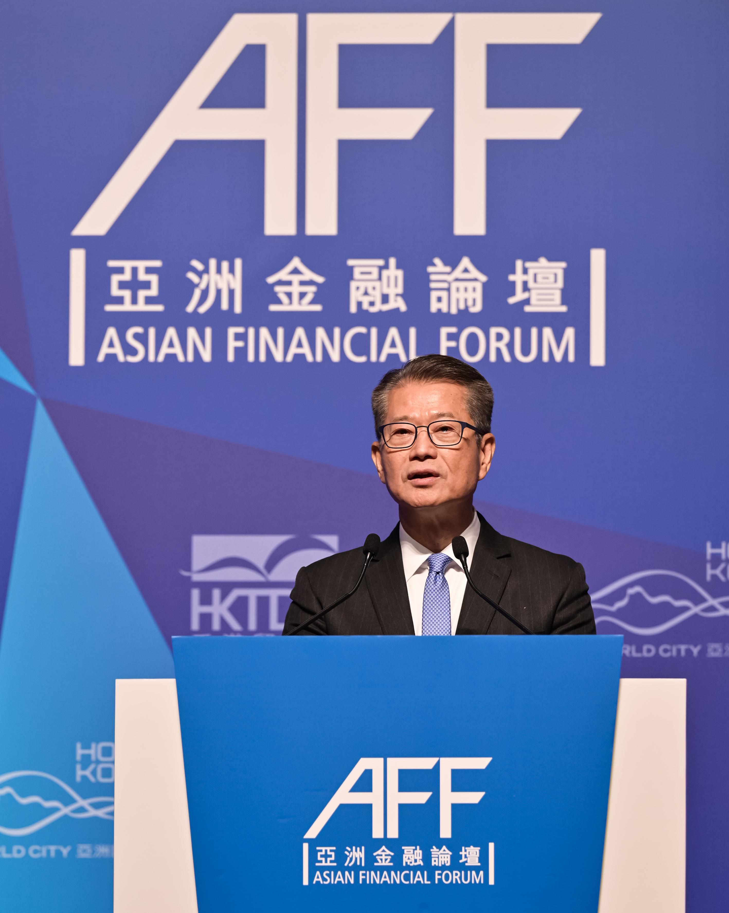 The Financial Secretary, Mr Paul Chan, speaks at the Asian Financial Forum Keynote Luncheon today (January 24). 

