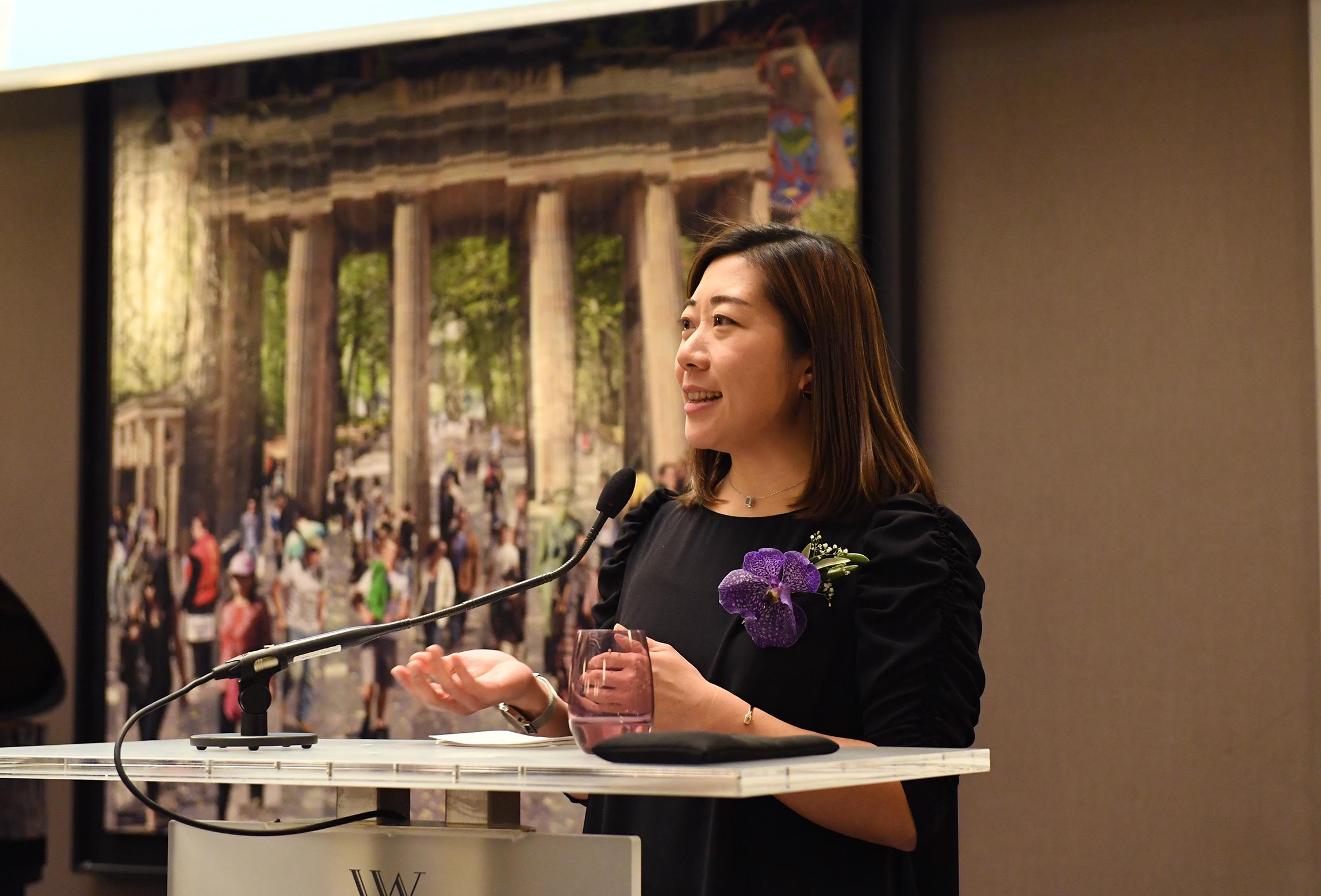 The Director of HKETO Berlin, Ms Jenny Szeto, delivers her welcome remarks at the Chinese New Year reception held in Berlin, Germany, on February 13 (Berlin time).
