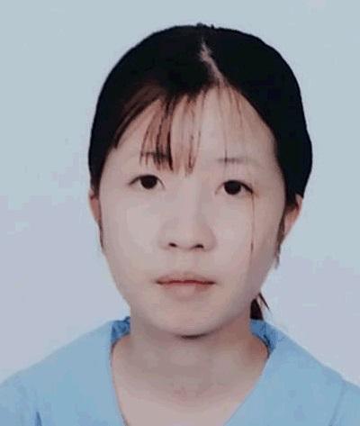 Chan Tin-sum, aged 16, is about 1.55 metres tall, 45 kilograms in weight and of thin build. She has a pointed face with yellow complexion and long straight black hair. She was last seen wearing a black and white jacket and black trousers.