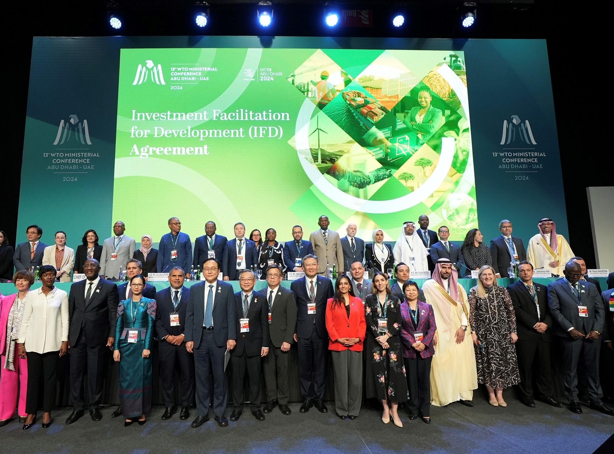 The Secretary for Commerce and Economic Development, Mr Algernon Yau (first row, ninth left), attended an event to mark the finalisation of the Investment Facilitation for Development Agreement on the sidelines of the 13th World Trade Organization Ministerial Conference in Abu Dhabi, the United Arab Emirates, on February 25 (Abu Dhabi time).