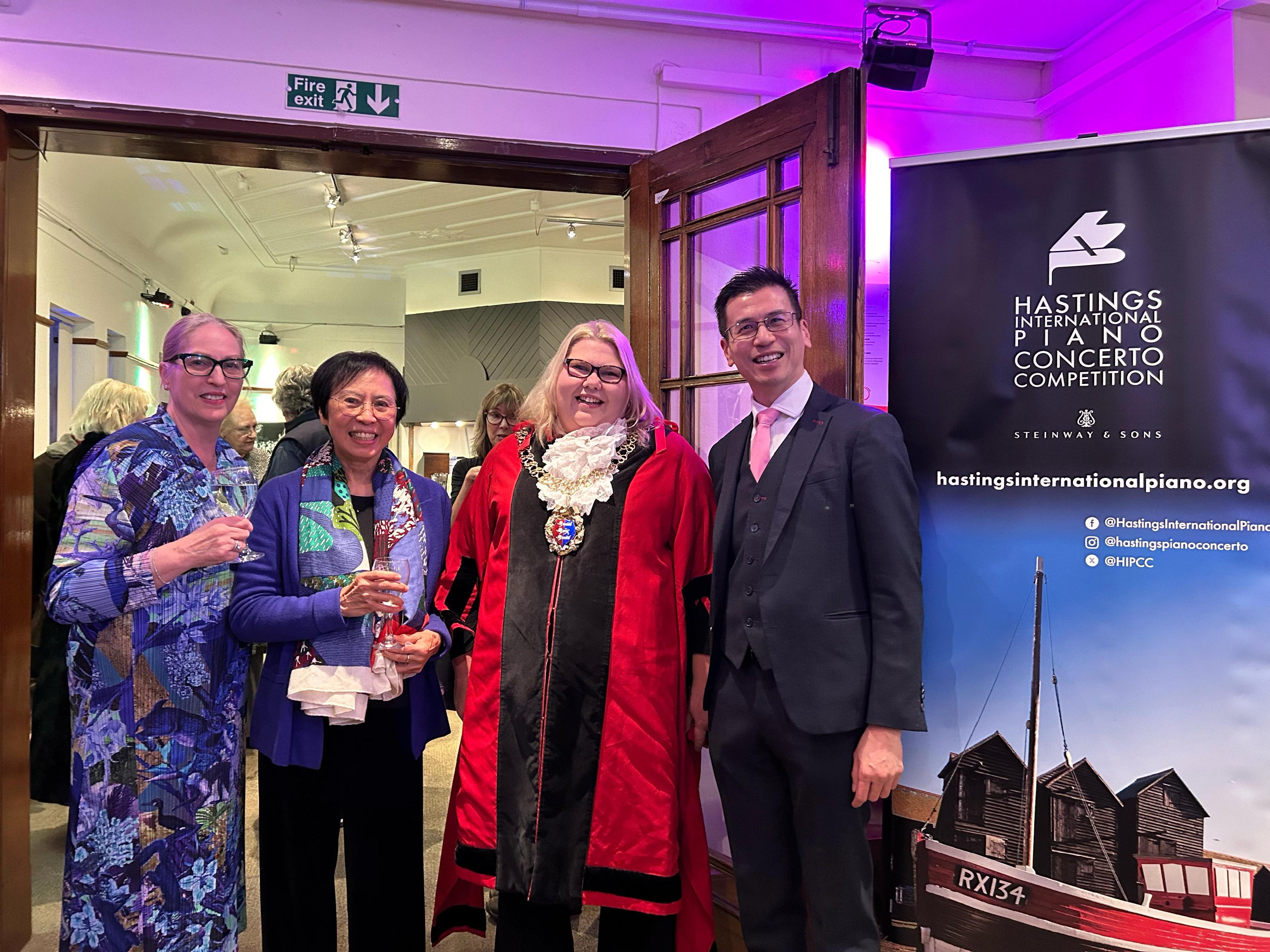 The Hong Kong Economic and Trade Office, London (London ETO) supports Hong Kong pianist and distinguished educator Professor Eleanor Wong's cultural exchange tour in the United Kingdom. Photo shows (from left) the Artistic Director and jury president of the Hastings International Piano Concerto Competition, Professor Vanessa Latarche; Professor Eleanor Wong; the Mayor of Hastings, Councillor Margi O'Callaghan; and the Director of the London ETO, Mr Gilford Law at the evening reception.
