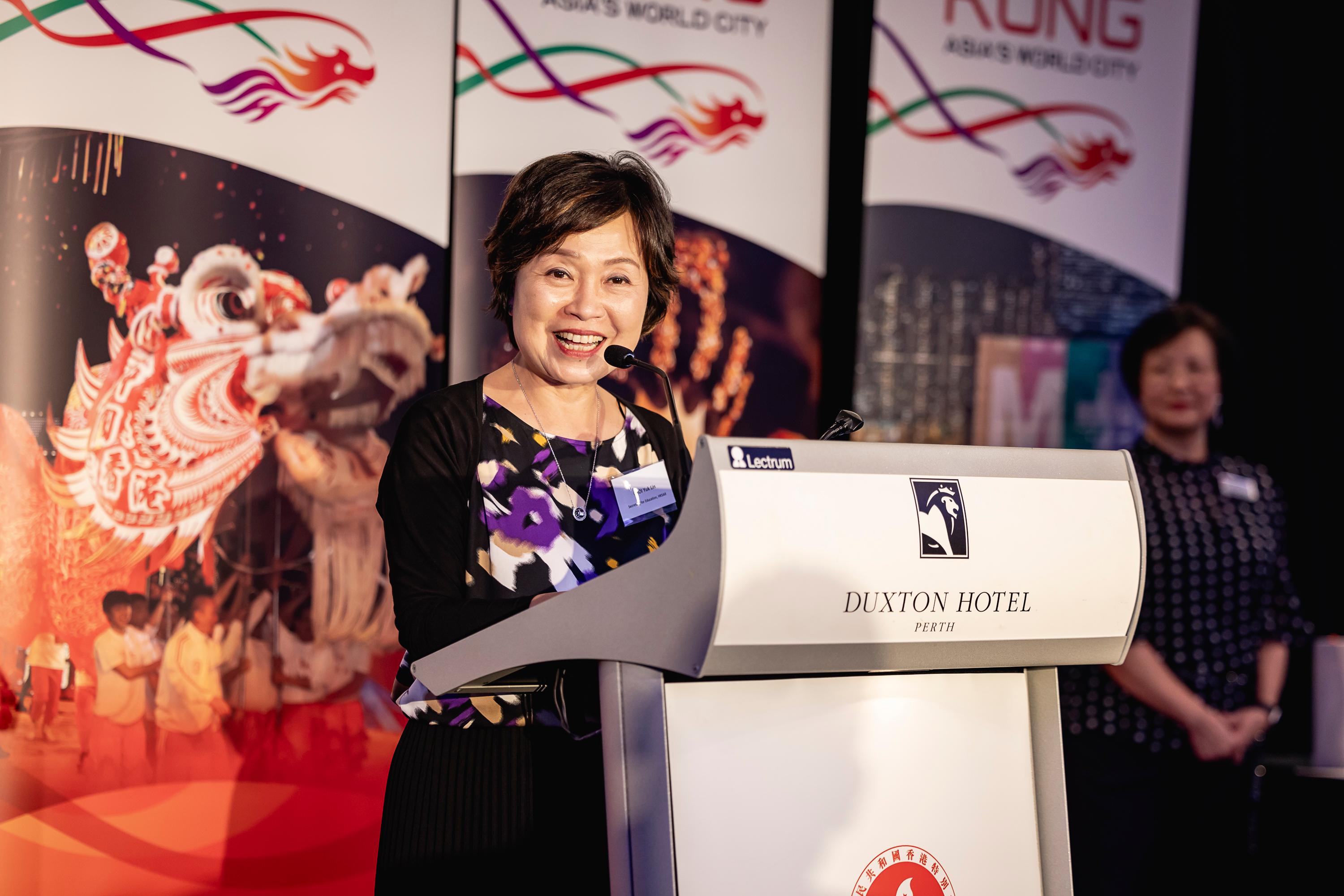 The Secretary for Education, Dr Choi Yuk-lin, delivers a speech at the Chinese New Year reception held by the Hong Kong Economic and Trade Office, Sydney in Perth, Australia today (March 7). 