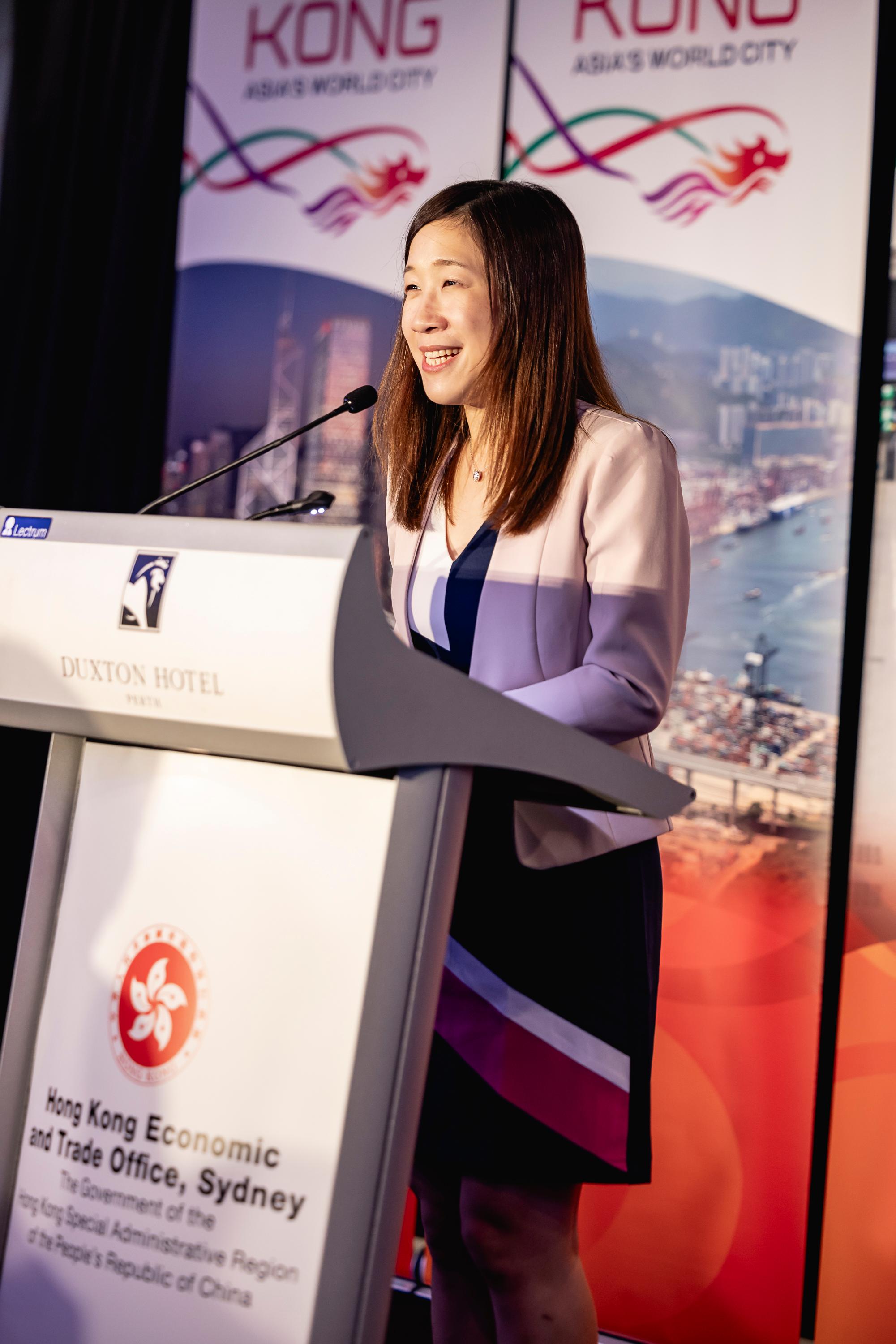 The Director of the Hong Kong Economic and Trade Office, Sydney, Miss Trista Lim, delivers a welcoming speech at the Chinese New Year reception held in Perth, Australia, today (March 7).