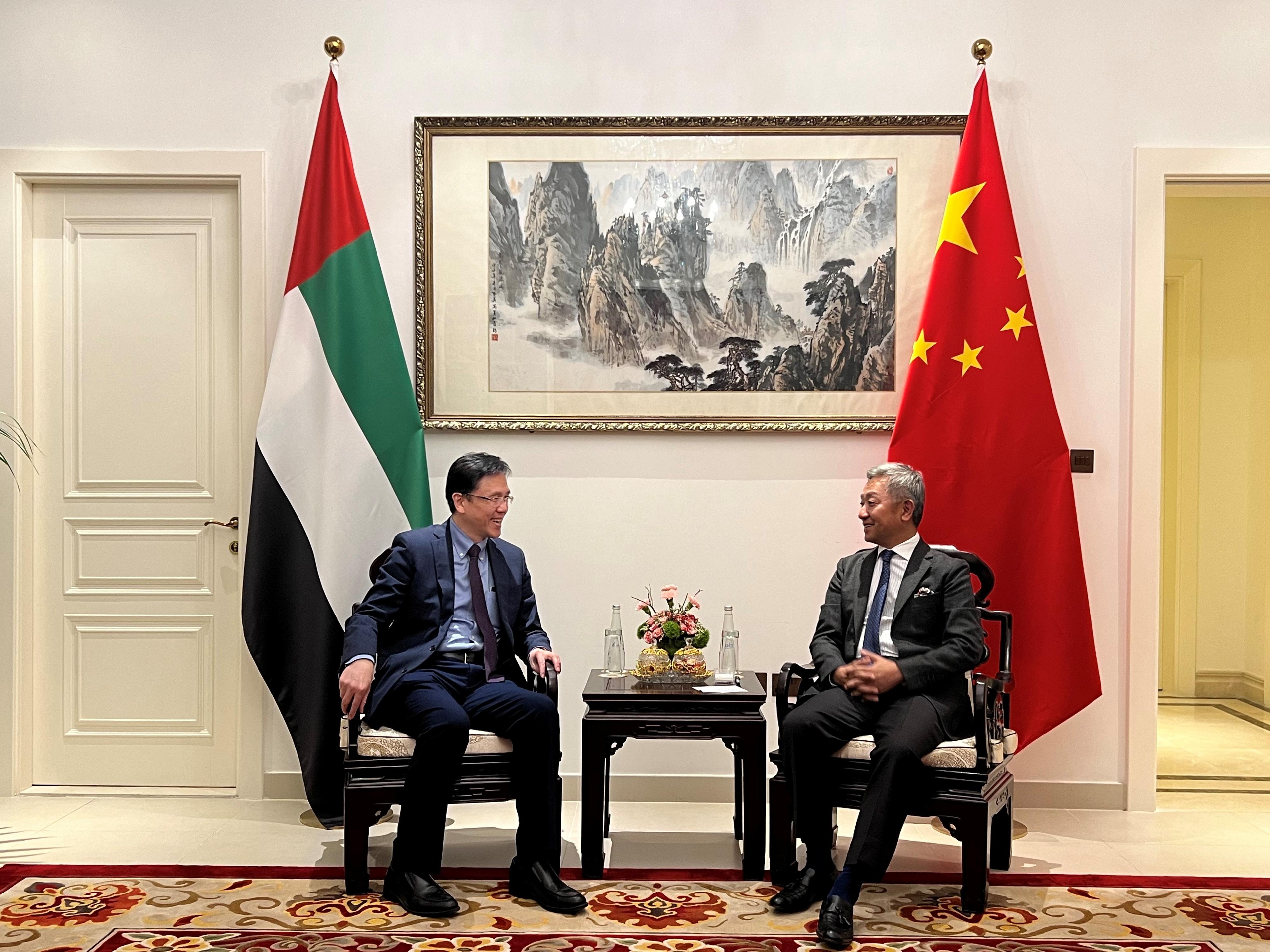 The Secretary for Innovation, Technology and Industry, Professor Sun Dong (left), met with the Ambassador Extraordinary and Plenipotentiary of the People's Republic of China to the United Arab Emirates, Mr Zhang Yiming (right), on March 7 (Abu Dhabi time). Professor Sun introduced the latest initiatives of the Hong Kong Special Administrative Region Government to promote the development of innovation and technology and new industrialisation in Hong Kong.