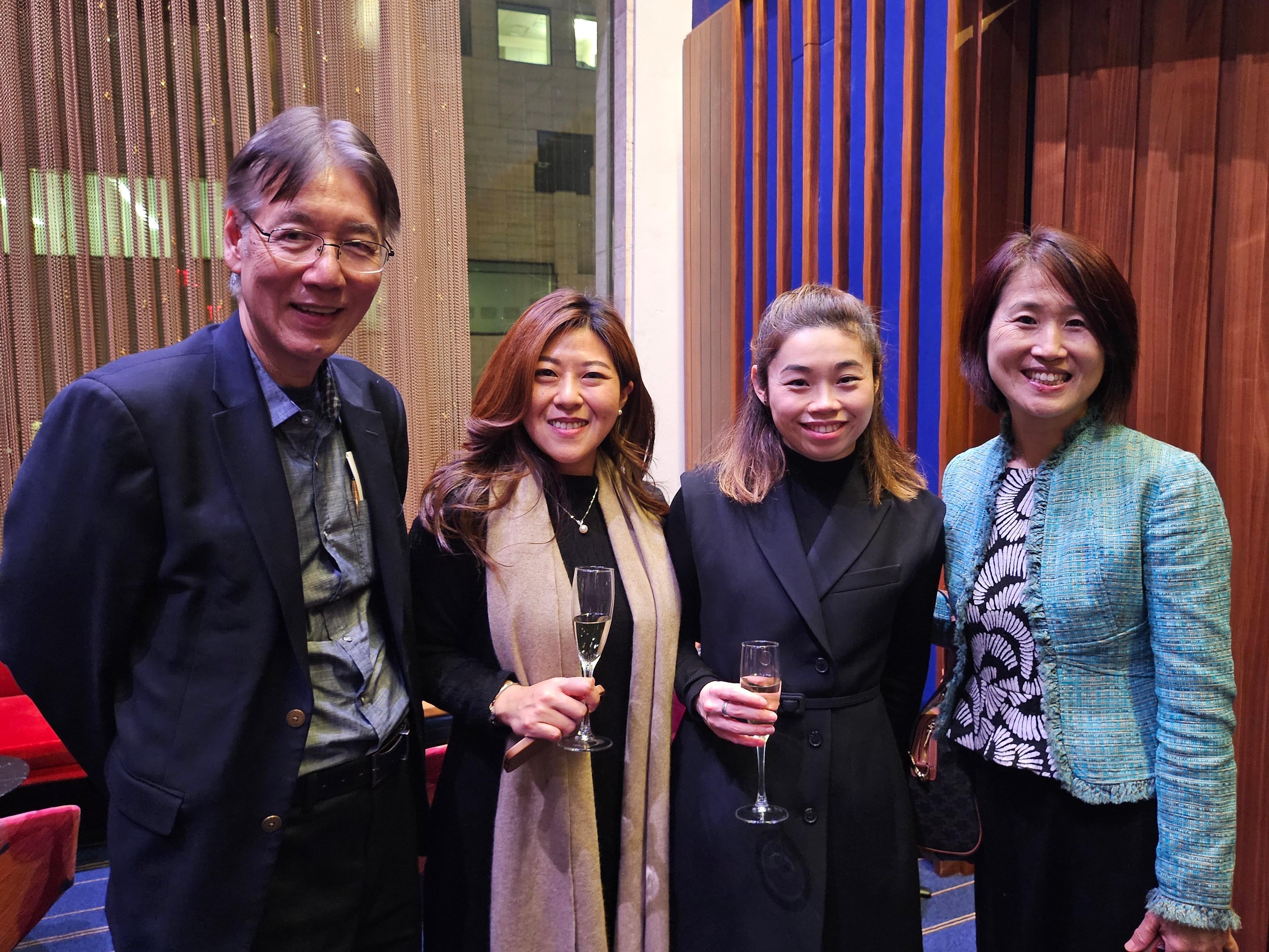 The Hong Kong Economic and Trade Office, New York (HKETONY) hosted a celebratory cocktail reception for Hong Kong conductor Elim Chan at her debut with the New York Philharmonic at David Geffen Hall, Lincoln Centre on March 8 (New York time). Photo shows the Director of the HKETONY, Ms Maisie Ho (second left), Elim Chan (second right) and other guests at the reception.