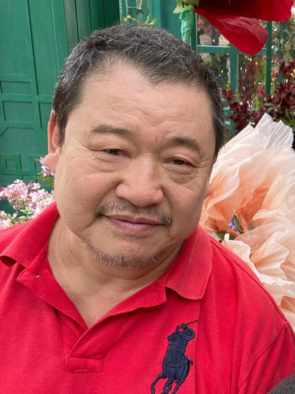 So Yuk-wah, aged 59, is about 1.78 metres tall, around 85 kilograms in weight and of fat build. He has a square face with yellow complexion and short black and white hair. He was last seen wearing a light blue short-sleeved shirt, blue denim trousers, slippers and carrying a black backpack.
