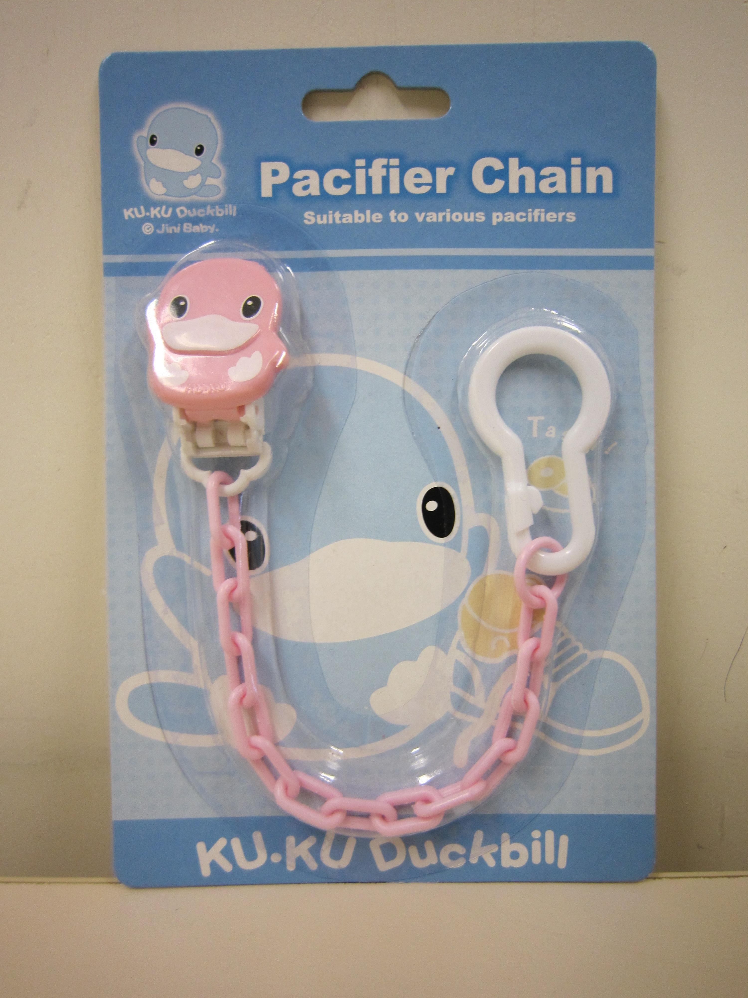 Hong Kong Customs today (April 9) reminded members of the public to stay alert to two models of unsafe soother holders. Test results indicated that the fasteners and straps of the two models posed suffocation and strangulation risks. Photo shows a model of unsafe soother holder.