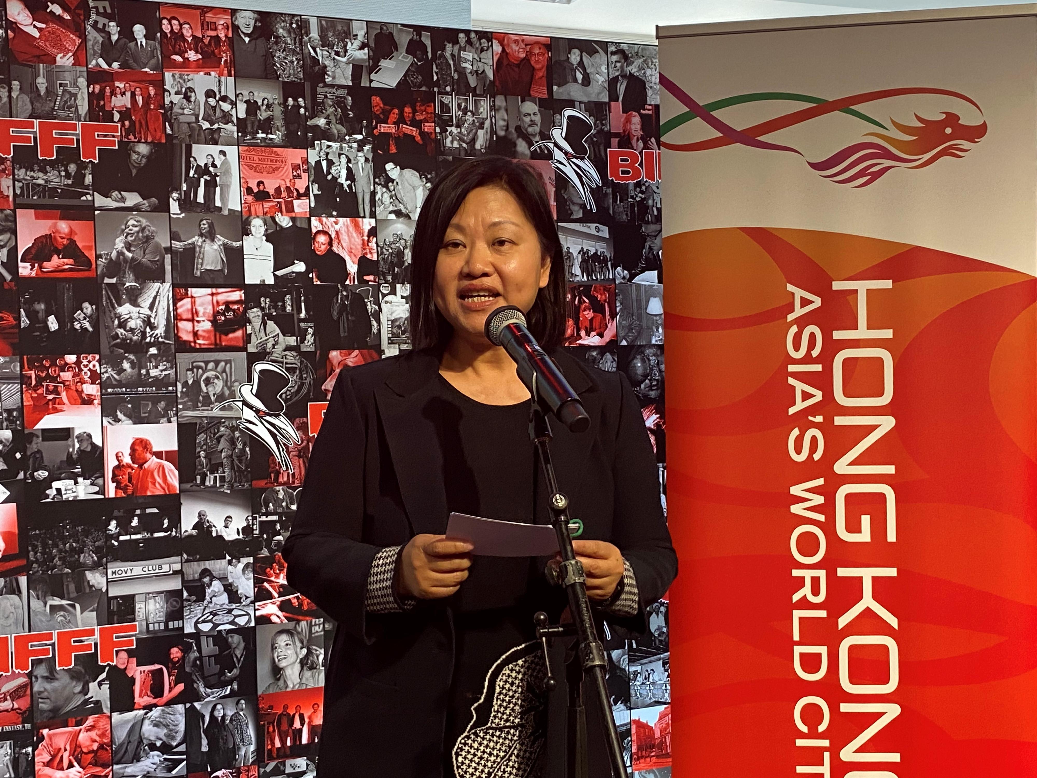 The Special Representative for Hong Kong Economic and Trade Affairs to the European Union, Ms Shirley Yung, spoke to the guests attending the Hong Kong Film Night at the Brussels International Fantastic Film Festival (BIFFF) held on April 10 in Brussels, Belgium (Brussels time) to promote Hong Kong cinema.