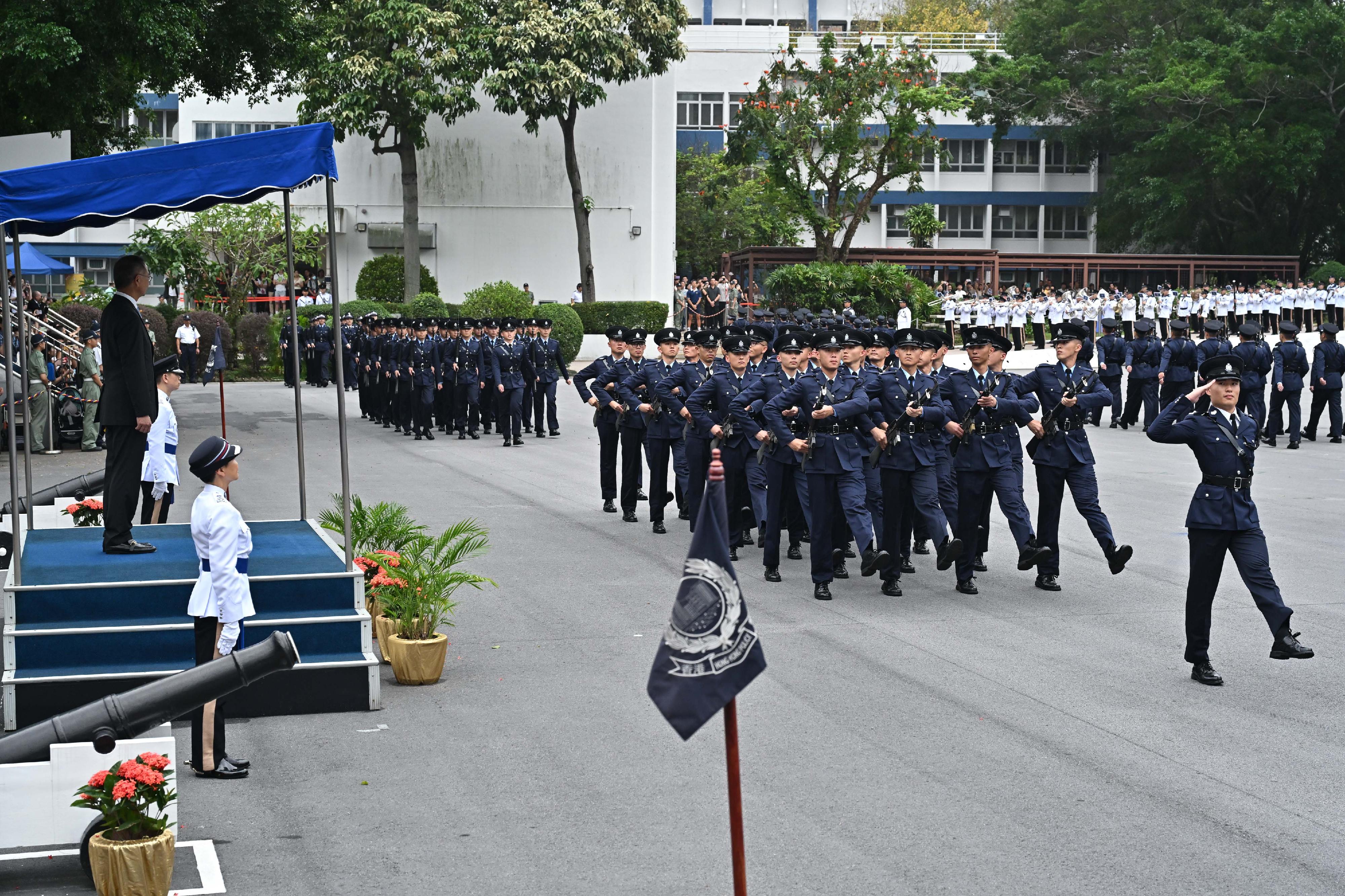 The Chief Executive of the Hong Kong Monetary Authority, Mr Eddie Yue Wai-man, today (April 27) inspects a passing-out parade of 27 probationary inspectors and 172 recruit police constables at the Hong Kong Police College.