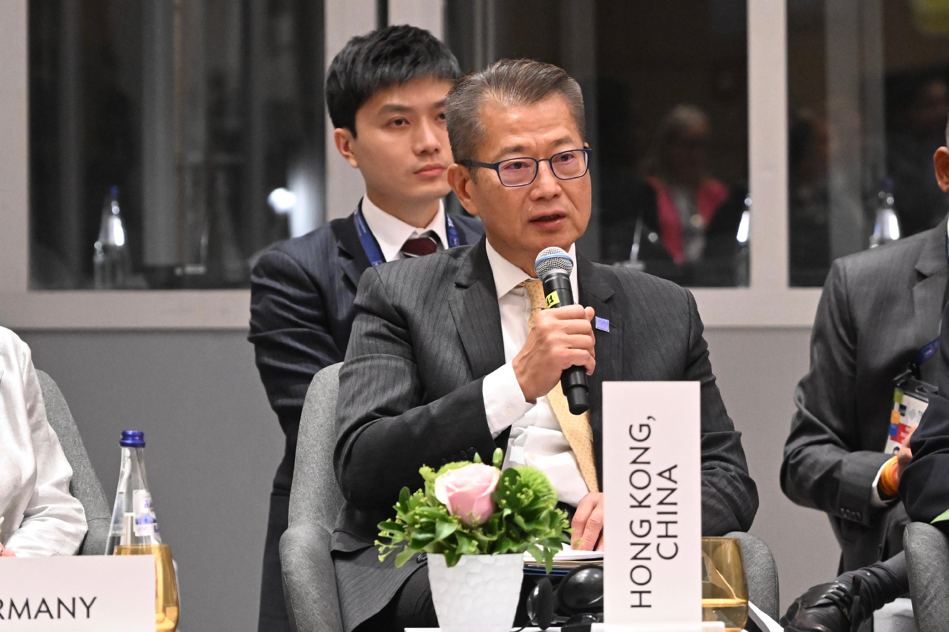 The Financial Secretary, Mr Paul Chan, continued his attendance yesterday (May 4, Tbilisi time) at the 57th Annual Meeting of the Board of Governors of the Asian Development Bank in Tbilisi, Georgia. Photo shows Mr Chan speaking at the Plenary Session of the Meeting.