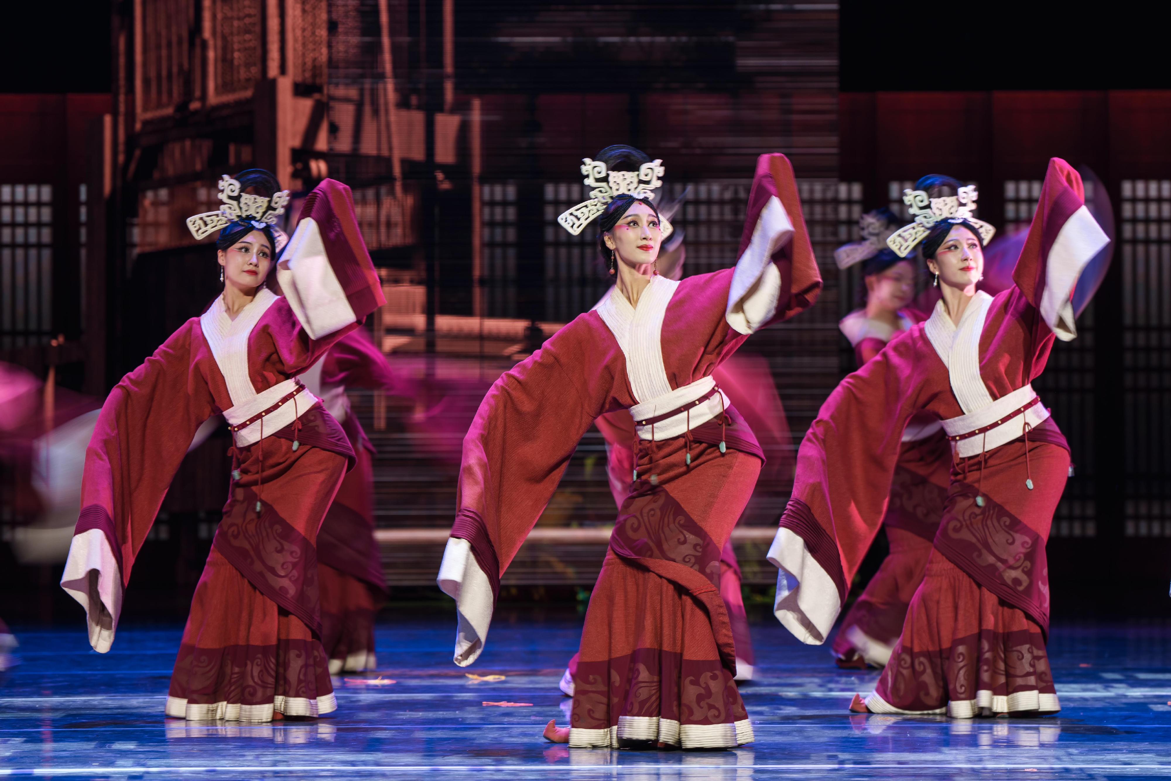 首届中华文化节开幕节目——北京歌剧舞剧院：舞剧《五星出东方》六月在香港公演。图示舞剧《五星出东方》剧照。