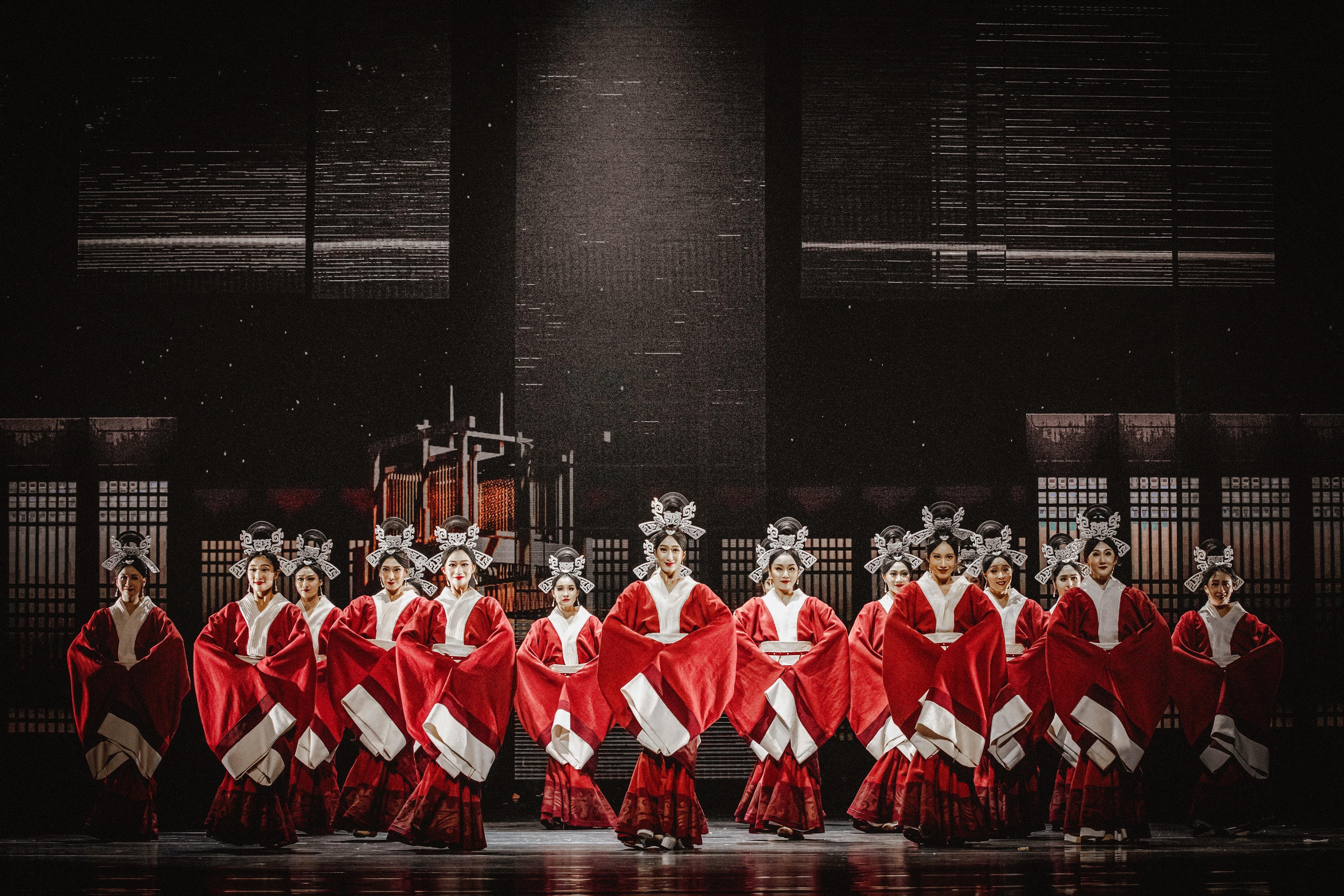 The opening programme of the inaugural Chinese Culture Festival, dance drama "Five Stars Rising in the East" by the Beijing Dance Drama and Opera, will be staged in Hong Kong in June. Photo shows a scene from "Five Stars Rising in the East".