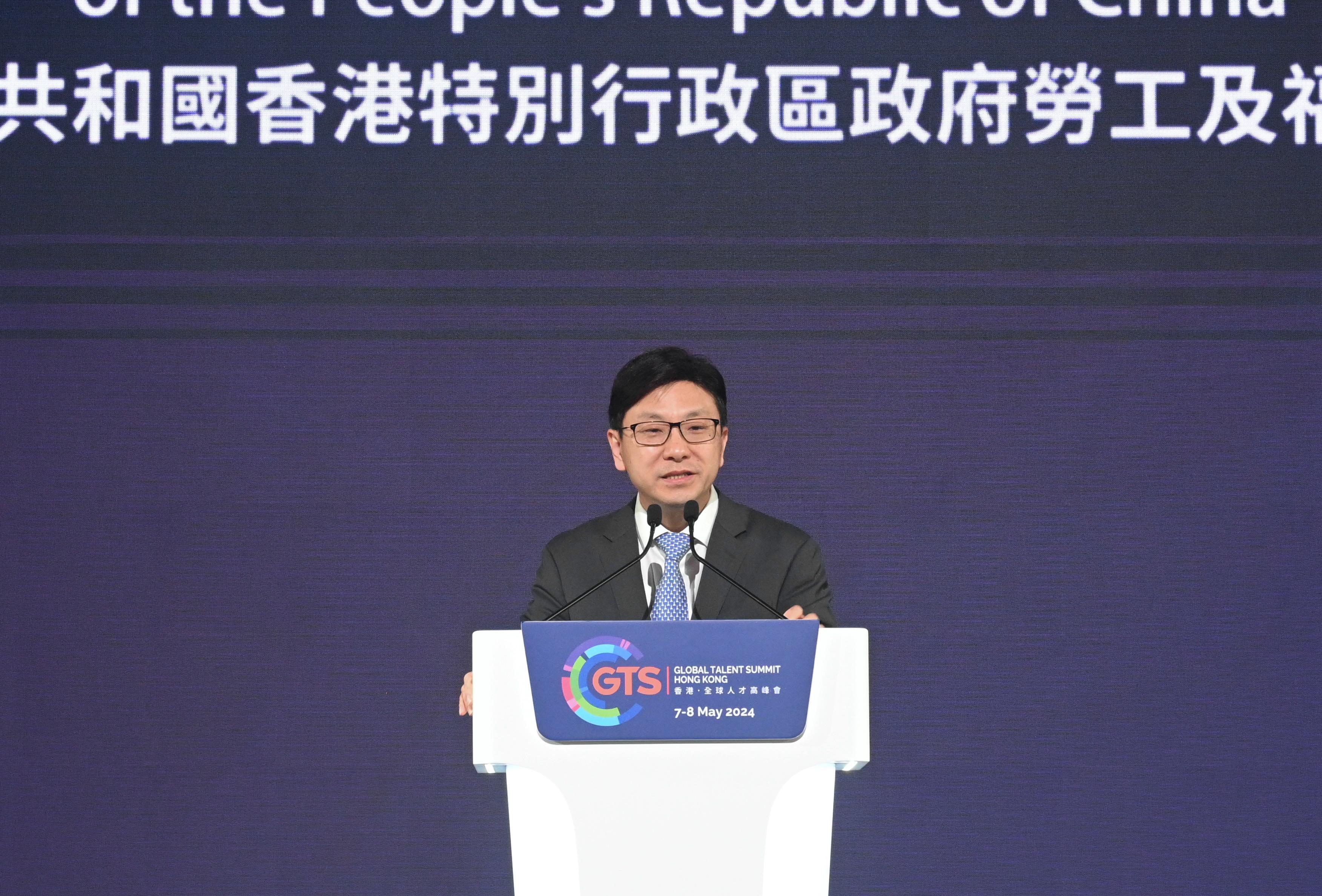The Second Guangdong-Hong Kong-Macao Greater Bay Area (GBA) High-quality Talent Development Conference jointly organised by Guangdong, Hong Kong and Macao was held in Hong Kong today (May 8), with an aim to promote the building of a talent hub in the GBA, and strengthen talent development and tripartite co-operation. Photo shows the Secretary for Labour and Welfare, Mr Chris Sun, speaking at the Conference.