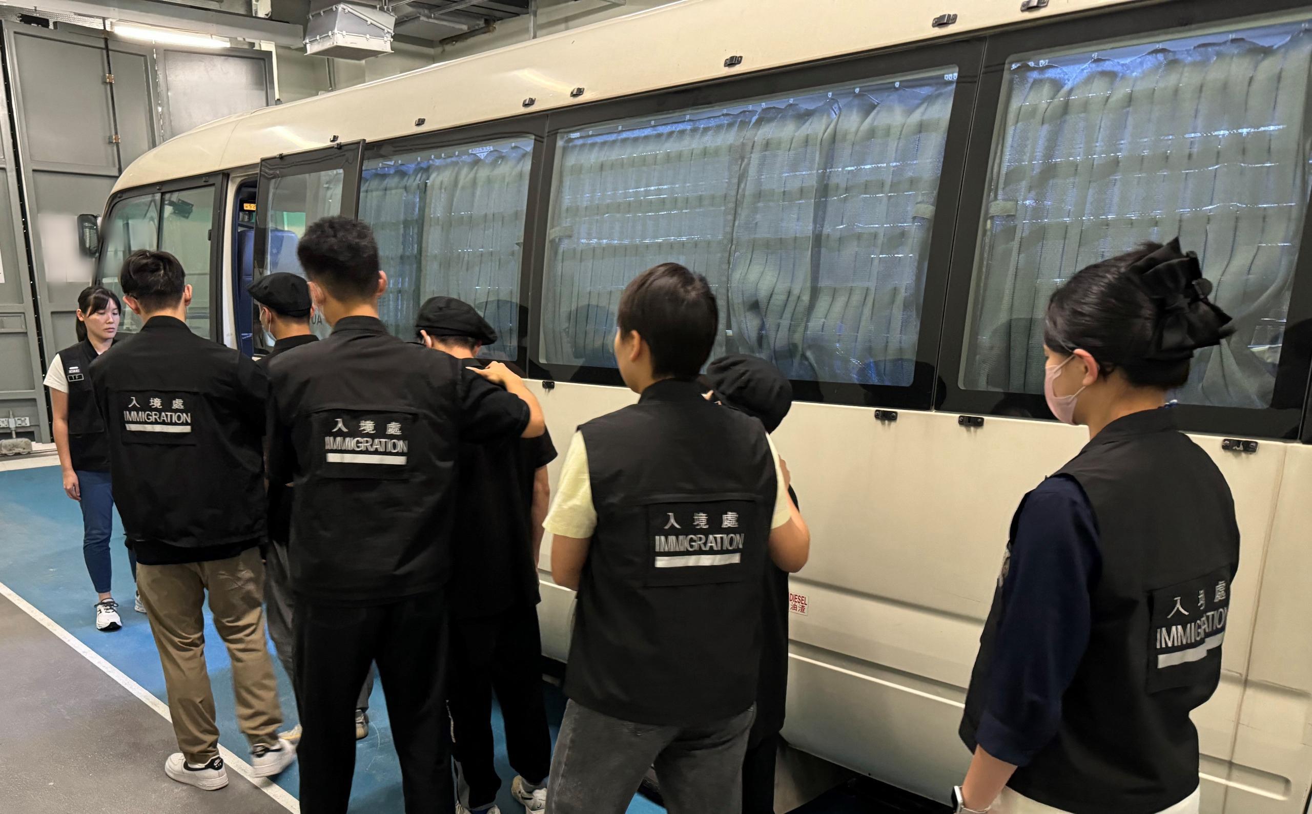 The Immigration Department mounted a series of territory-wide anti-illegal worker operations and joint operations with the Hong Kong Police Force codenamed "Champion" and "Windsand" for four consecutive days from May 6 to yesterday (May 9). Photo shows suspected illegal workers arrested during an operation.