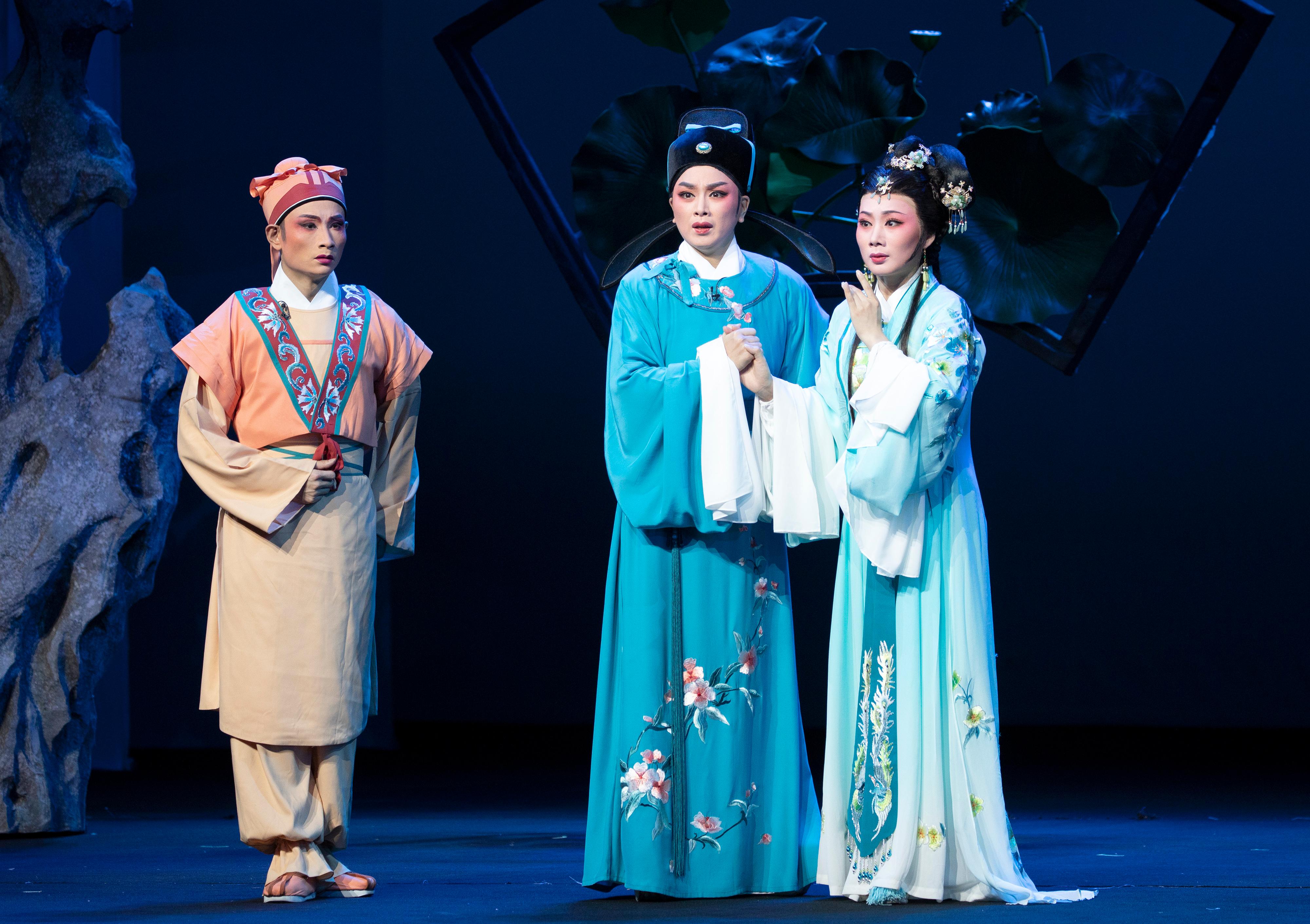 广东潮剧院一团与香港新韩江潮剧团再度携手，于首届「中华文化节」带来三场精彩潮剧。图示《李商隐》剧照。