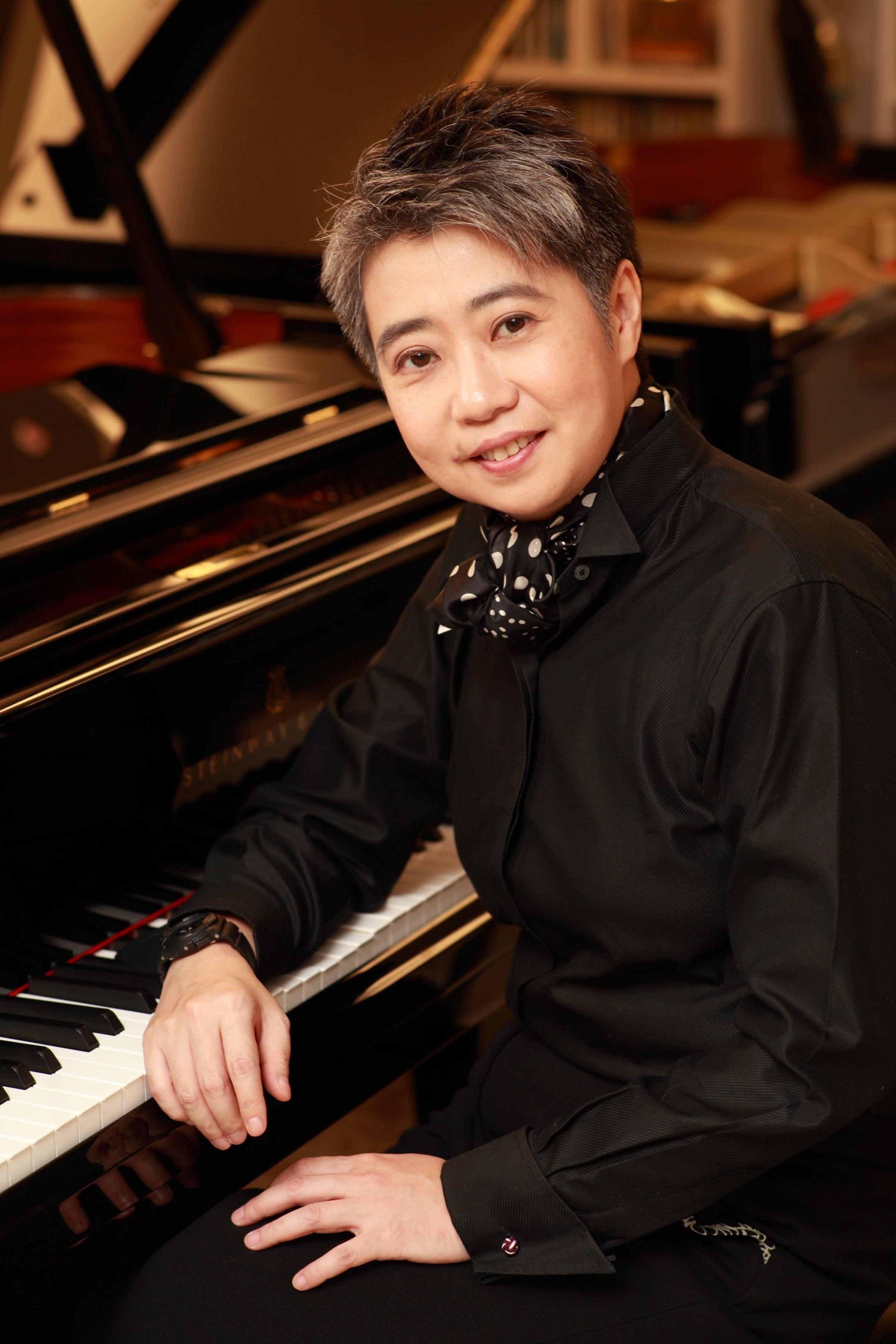 本地杰出钢琴家许宁七月为康乐及文化事务署的「香港艺术家」系列举行一场演奏会。图示许宁。
