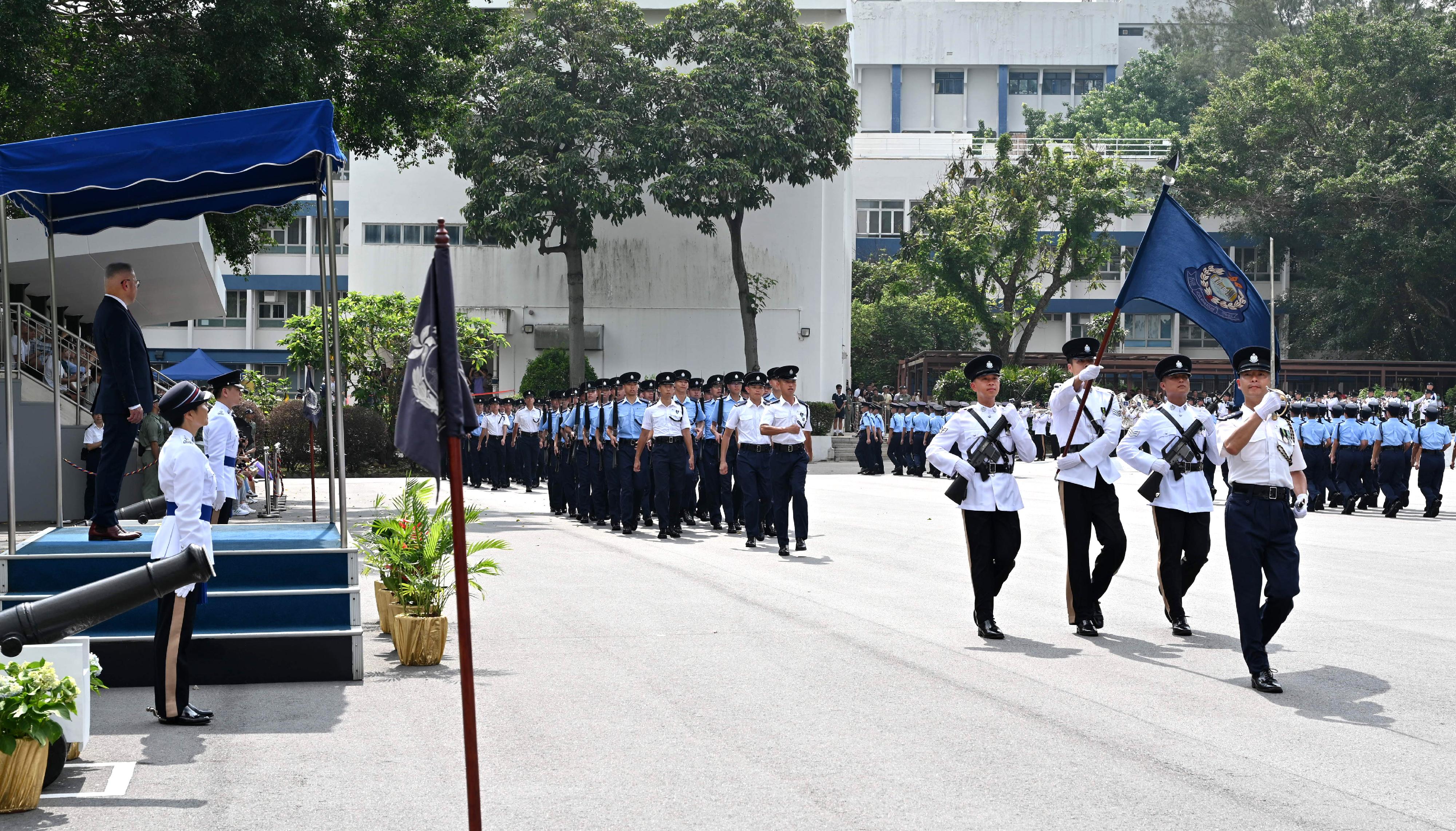 The Executive Committee Chairman of the Community Chest of Hong Kong, Dr Kwok Siu-ming, today (June 22) attends the passing-out parade held at the Hong Kong Police College.