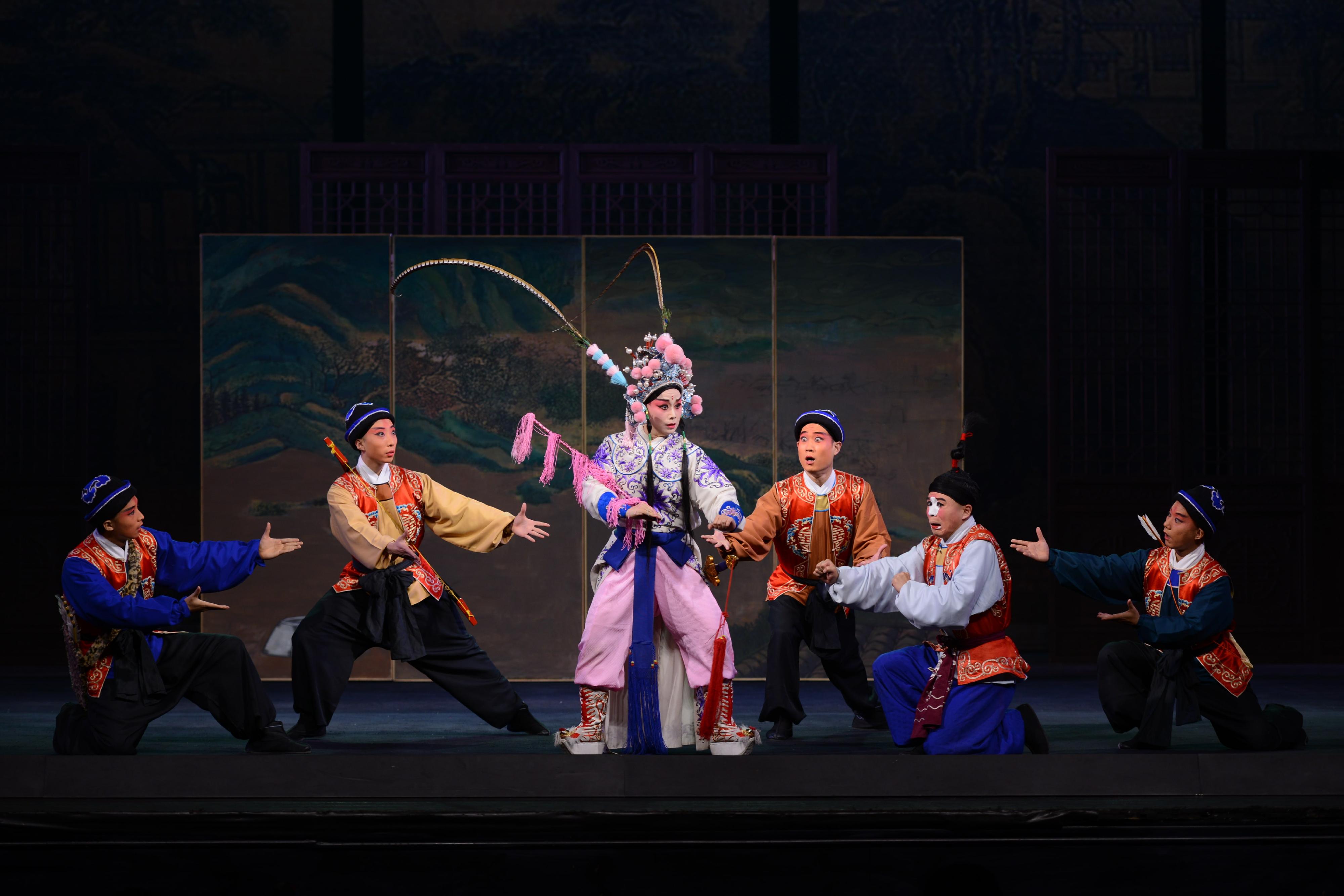 The inaugural Chinese Culture Festival will stage three classic Northern Kunqu opera plays in July. Photo shows a scene from the performance "The Hunt" from "The Story of the White Rabbit".