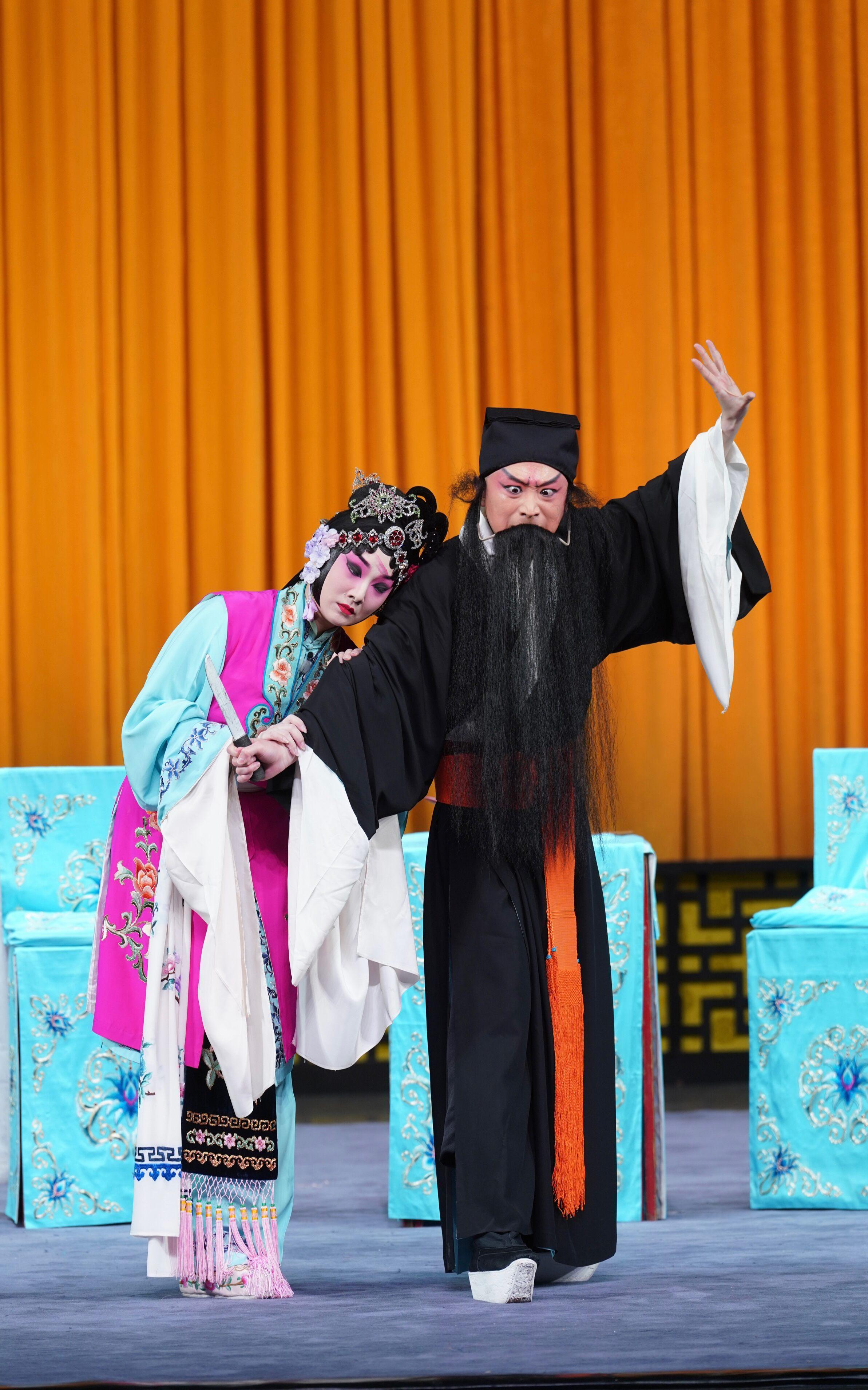 The inaugural Chinese Culture Festival will stage three performances by the Shanghai Jingju Theatre Company in August. Photo shows a scene from the performance "The House of Wulong".
