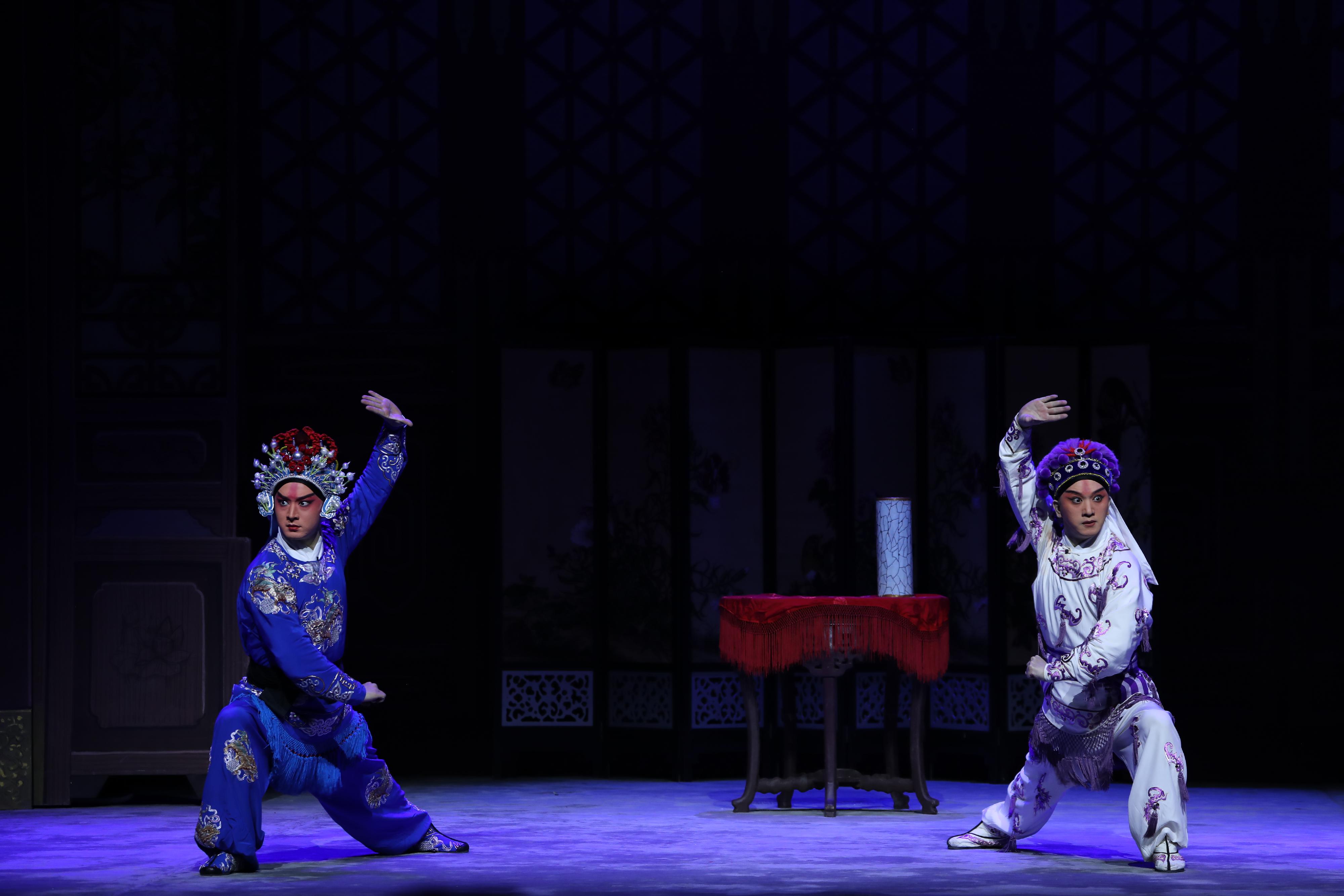 The inaugural Chinese Culture Festival will stage three performances by the Shanghai Jingju Theatre Company in August. Photo shows a scene from the performance "Seven Heroes and Five Gallants" - Part One.
