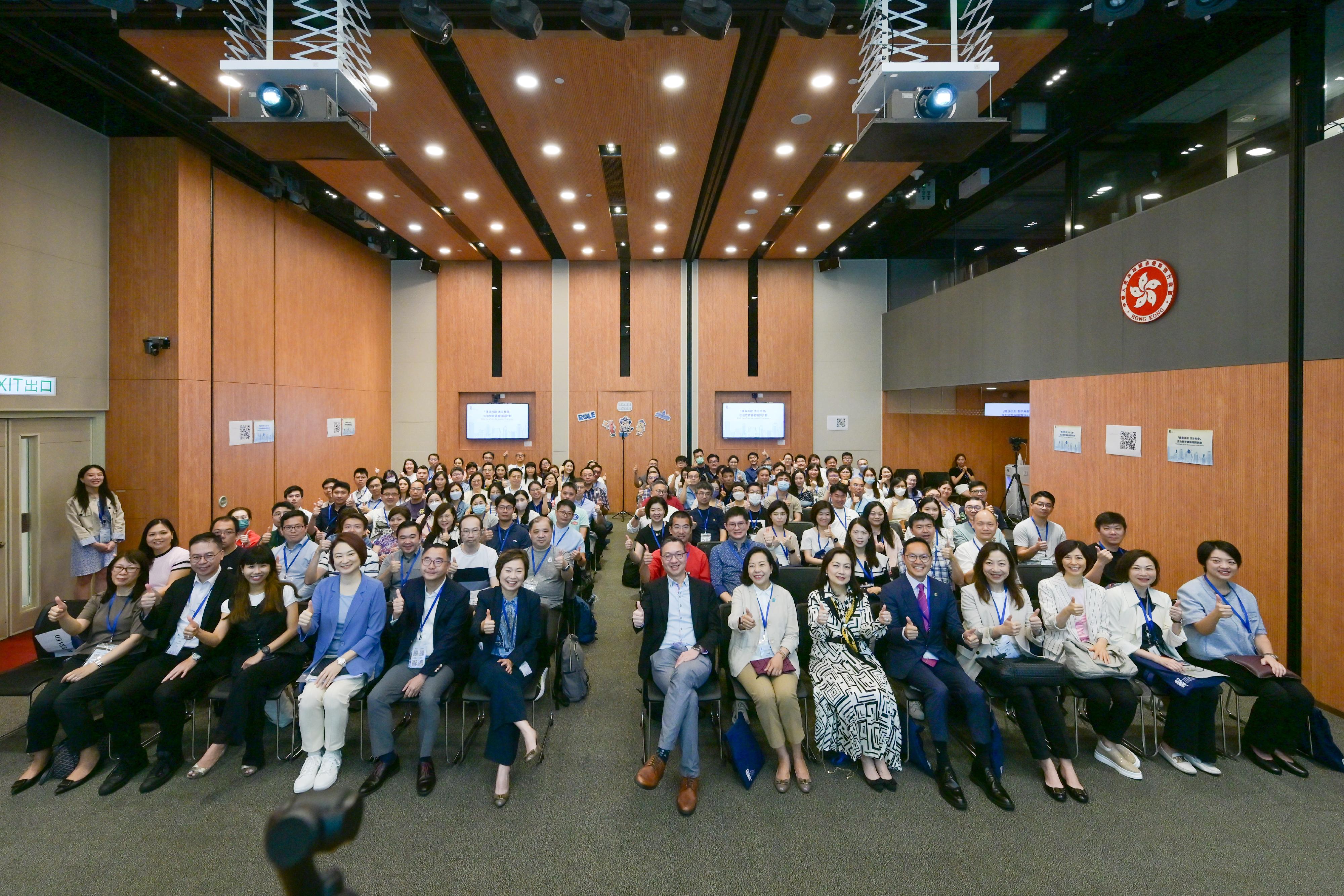 The second phase of the Rule of Law Education (ROLE) Stars Train-the-Leaders Programme was officially launched today (July 6) by the Department of Justice. Photo shows the Secretary for Justice, Mr Paul Lam, SC (first row, eighth right); the Secretary for Education, Dr Choi Yuk-lin (first row, sixth left); the Secretary for Home and Youth Affairs, Miss Alice Mak (first row, seventh right); Member of the Legislative Council Ms Starry Lee (first row, fourth left); Member of the Legislative Council Ms Carmen Kan (first row, sixth right), and other guests and trainees at the programme.
