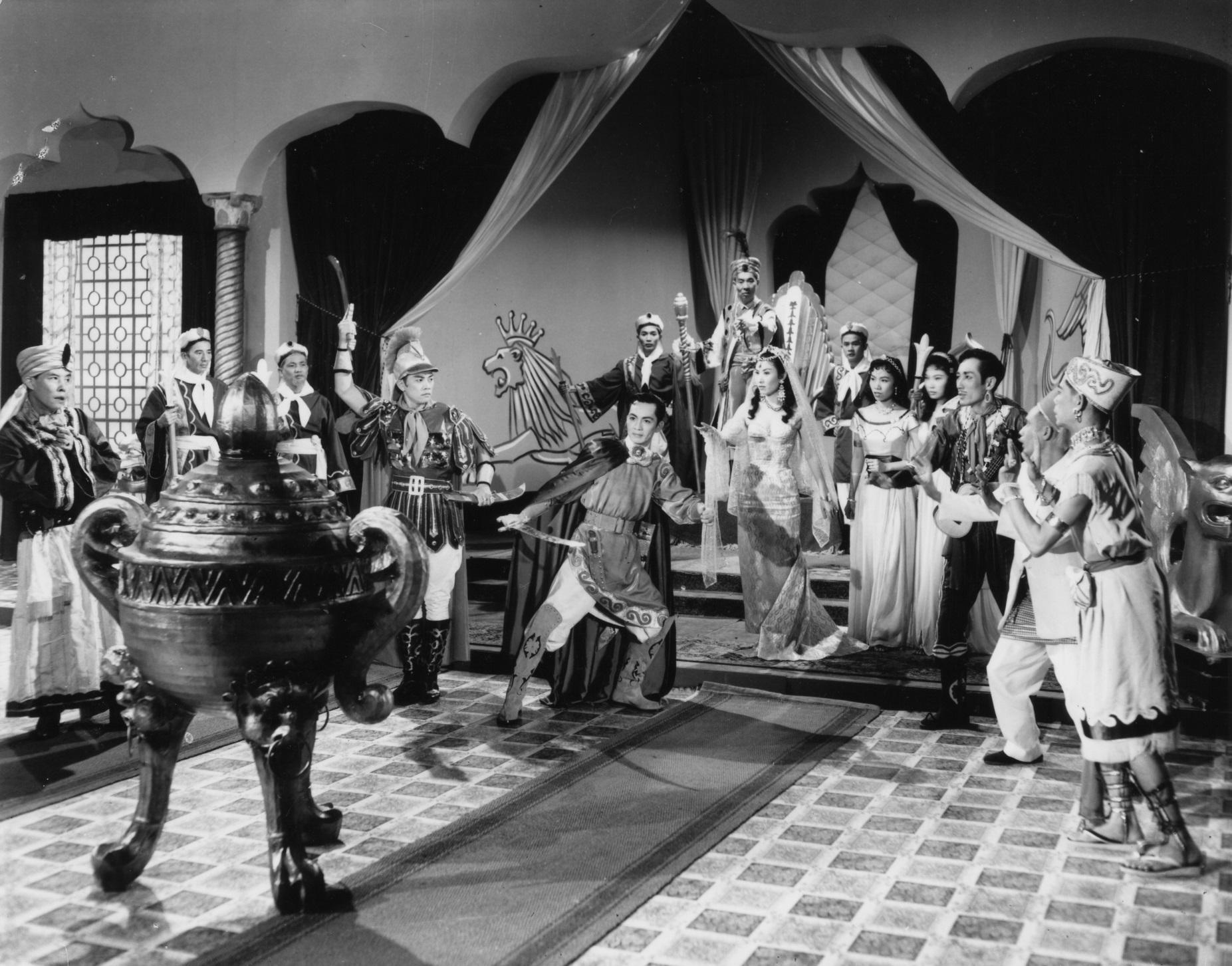 The inaugural Chinese Culture Festival will launch the "Chinese Opera Film Shows" from August to September. Photo shows a film still of "Prince of Thieves" (1958).