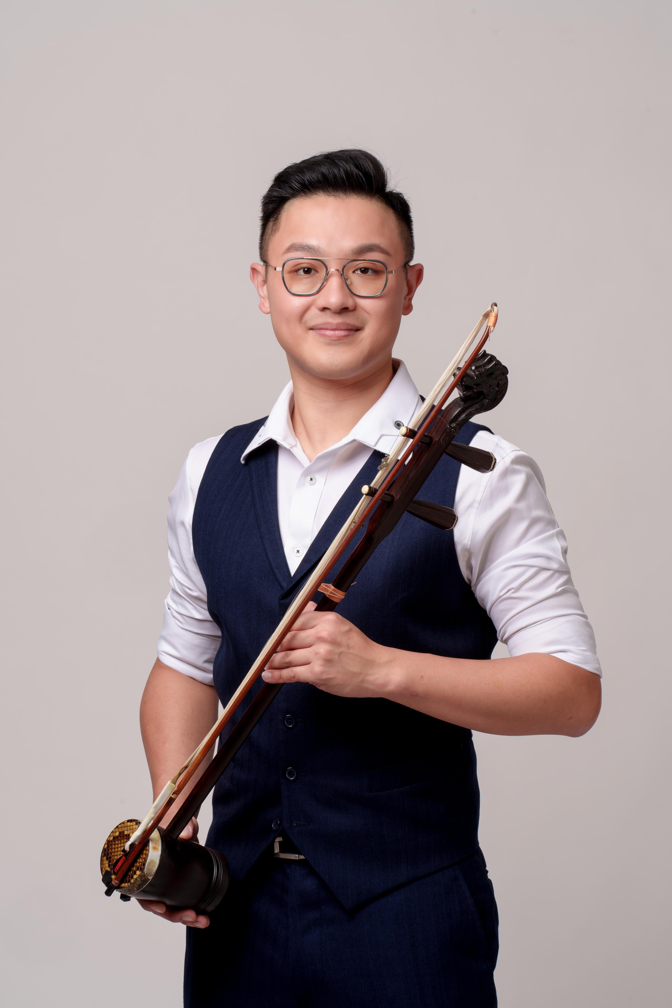 The Leisure and Cultural Services Department's "Hong Kong Artists" Series will present Huqin Recital by Mak Ka-yin in August. Photo shows Mak.
