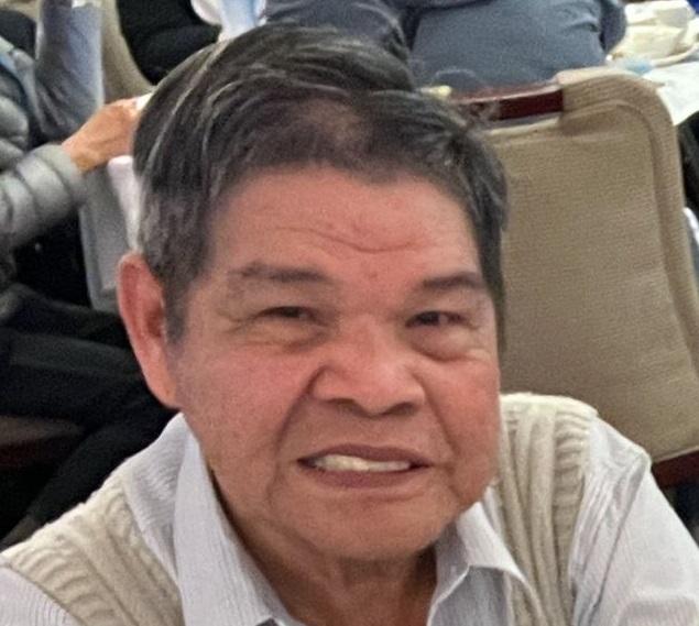 Cheng Yip-sang, aged 65, is about 1.65 metres tall, 80 kilograms in weight and of fat build. He has a round face with yellow complexion and short grey and white hair. He was last seen wearing a white short-sleeved T-shirt, camouflage shorts and black slippers.
