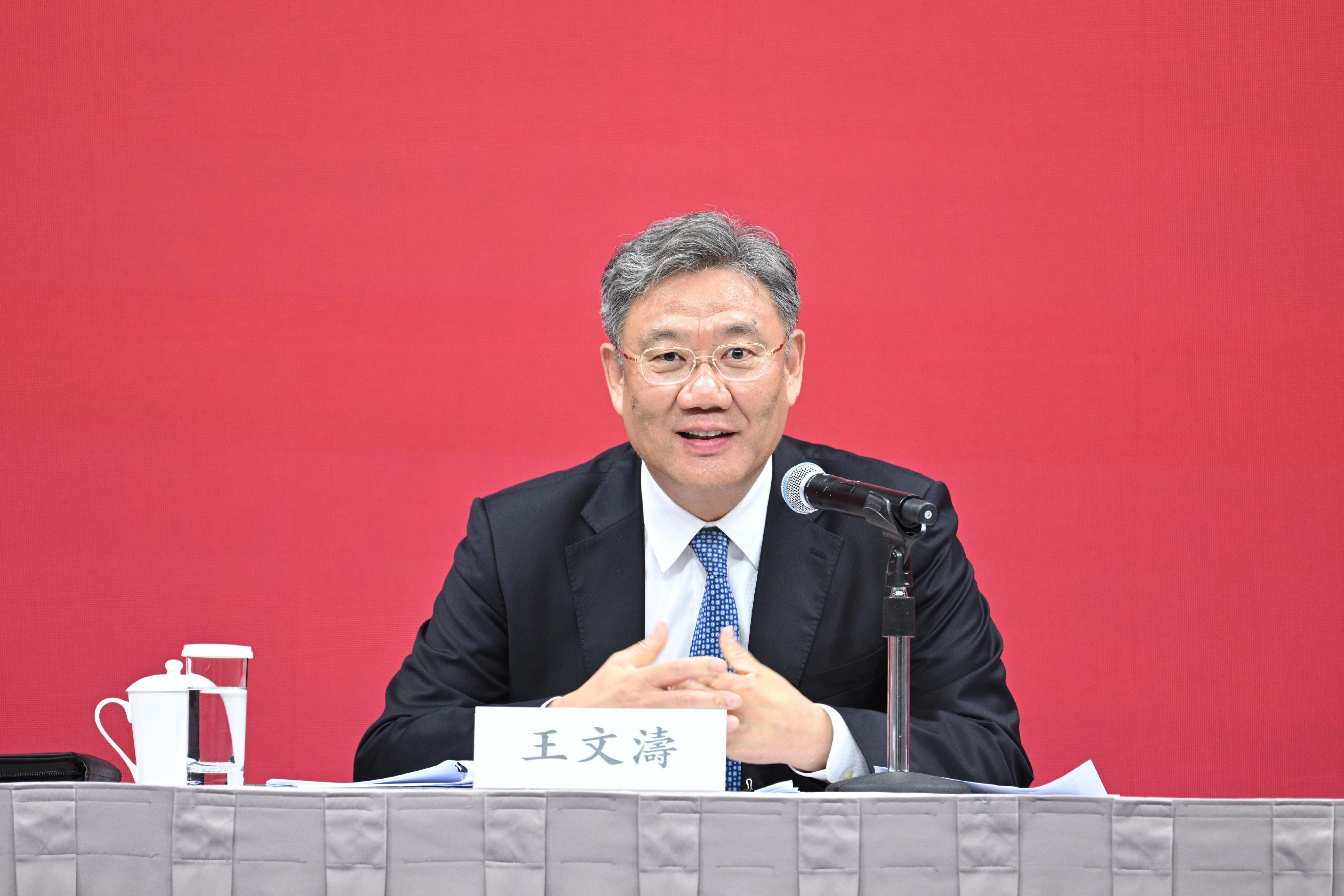 The HKSAR Government today (August 26) held two seminars to promote the spirit of the Third Plenary Session of the 20th Central Committee of the Communist Party of China. Photo shows the Secretary of the CPC Leadership Group of the Ministry of Commerce and the Minister of Commerce, Mr Wang Wentao, speaking at the seminar held at the Hong Kong Convention and Exhibition Centre, Wan Chai.