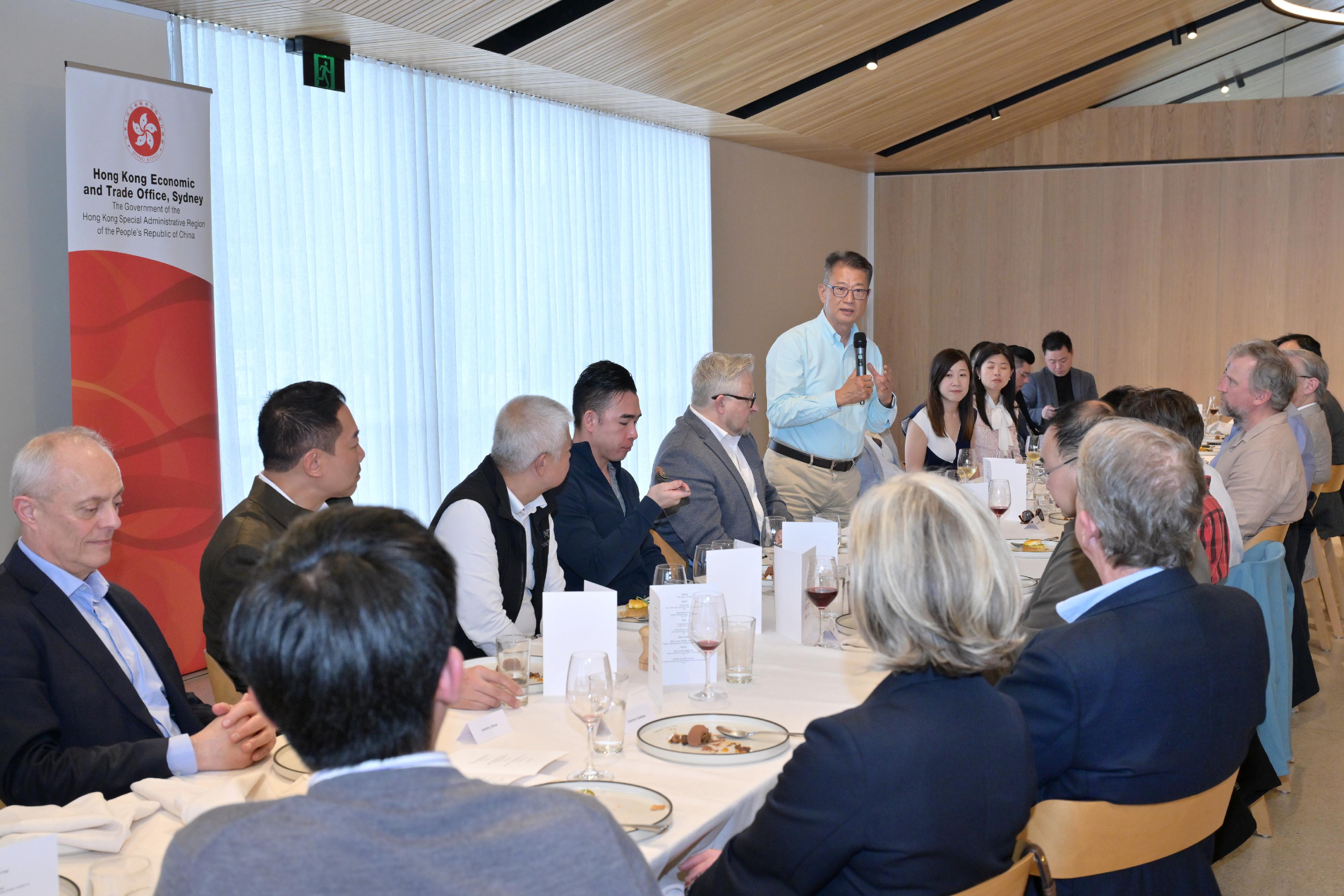 The Financial Secretary, Mr Paul Chan, attended a business luncheon organised by the Hong Kong Economic and Trade Office, Sydney, in partnership with the Australia China Business Council, yesterday (September 1, Melbourne time) in Melbourne, Australia, with members of the wine industries, to promote Hong Kong's advantages as a wine trading hub. Photo shows Mr Chan speaking at the luncheon.

