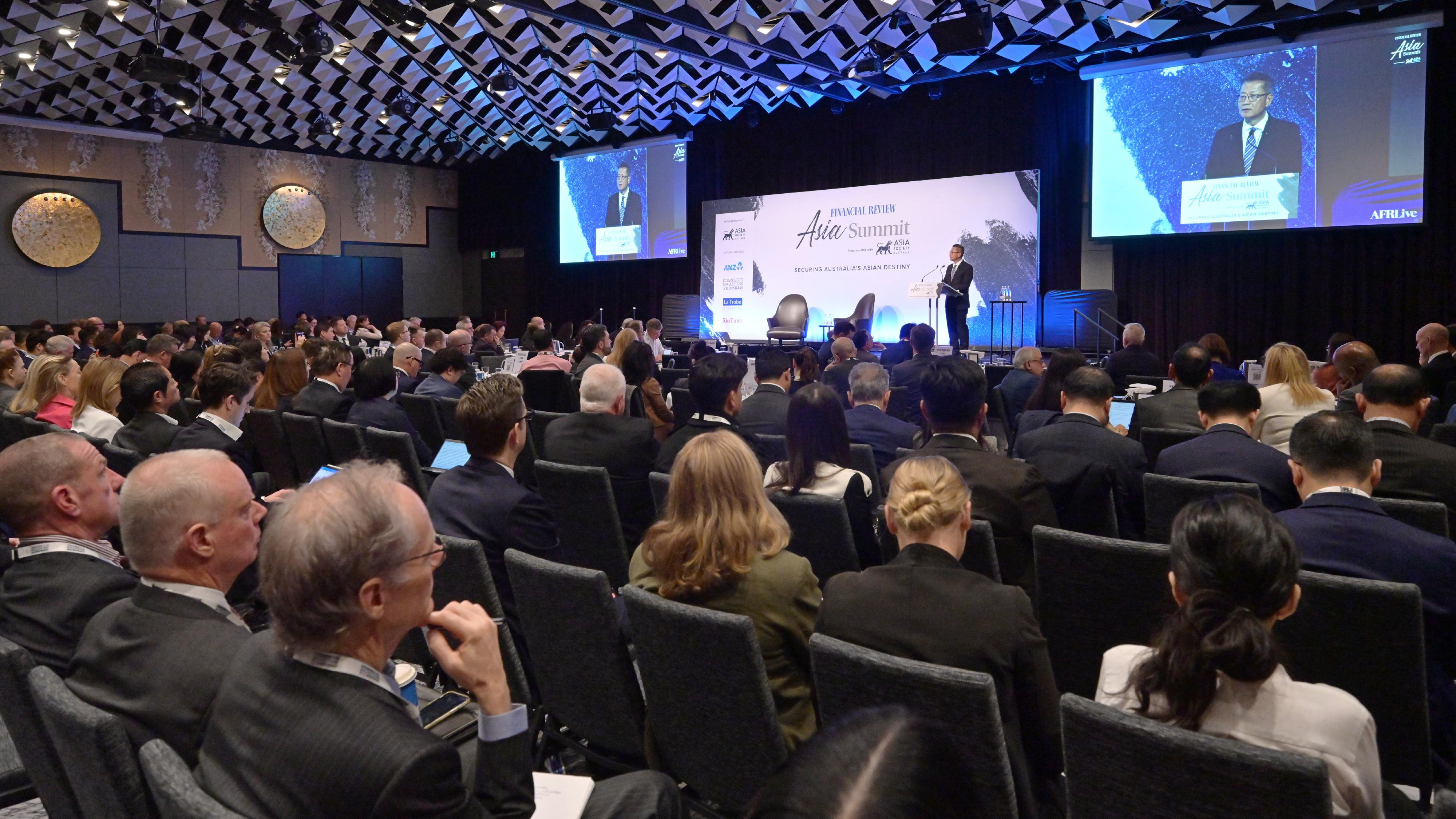 The Financial Secretary, Mr Paul Chan, attended the Asia Summit organised by the Australian Financial Review, in partnership with the Asia Society Australia, in Melbourne, Australia today (September 3, Melbourne time). Photo shows Mr Chan delivering a keynote speech on Hong Kong's economic future.