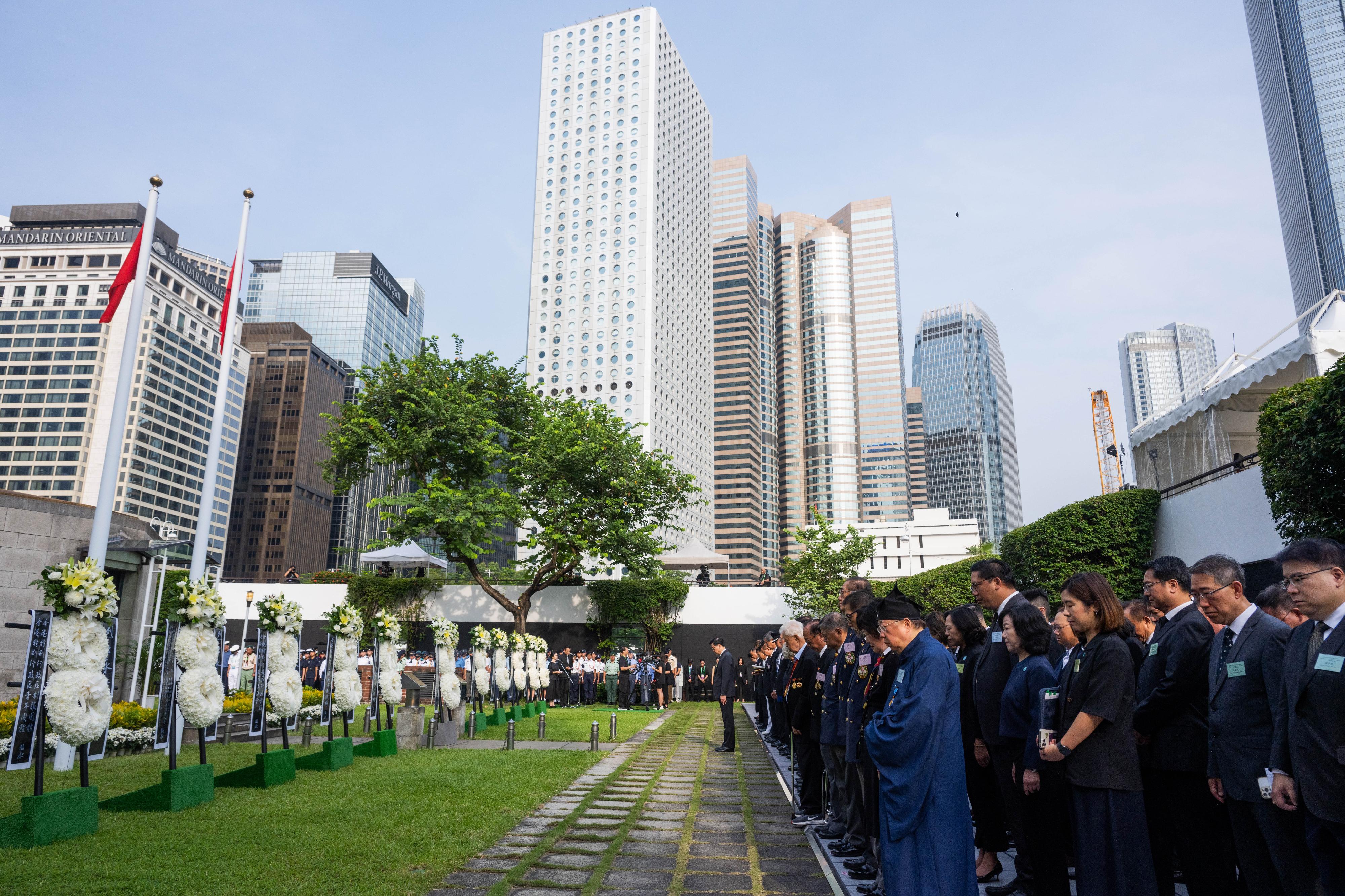 The Chief Executive, Mr John Lee, attends a ceremony to commemorate the Victory Day of the Chinese People's War of Resistance Against Japanese Aggression at the Hong Kong City Hall Memorial Garden this morning (September 3).