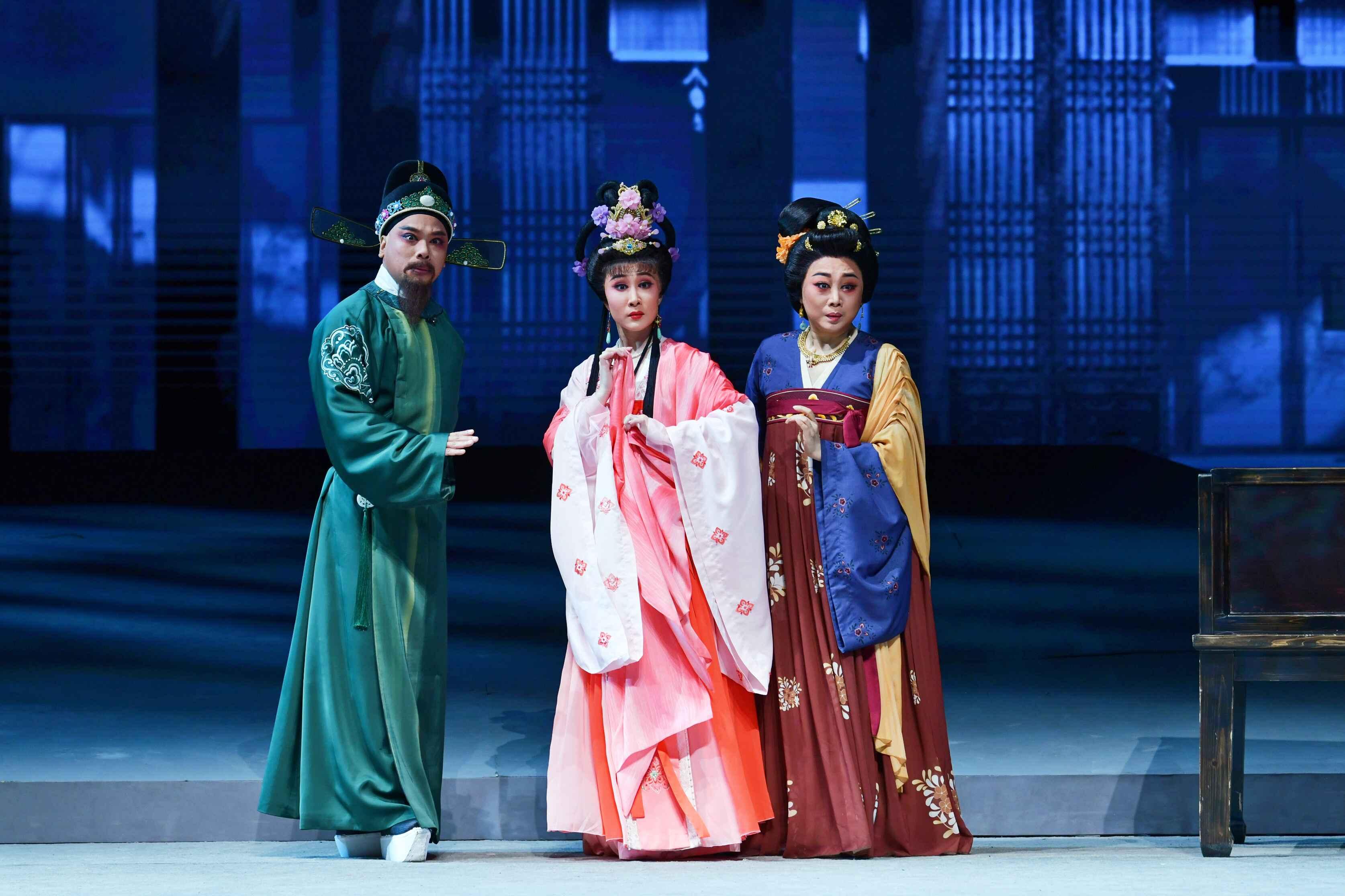 Guangzhou Cantonese Opera Theatre Company will present A New Cantonese Opera "Princess Wencheng" during the Guangzhou Culture Week in October. Photo shows a scene from the performance "Princess Wencheng". 
