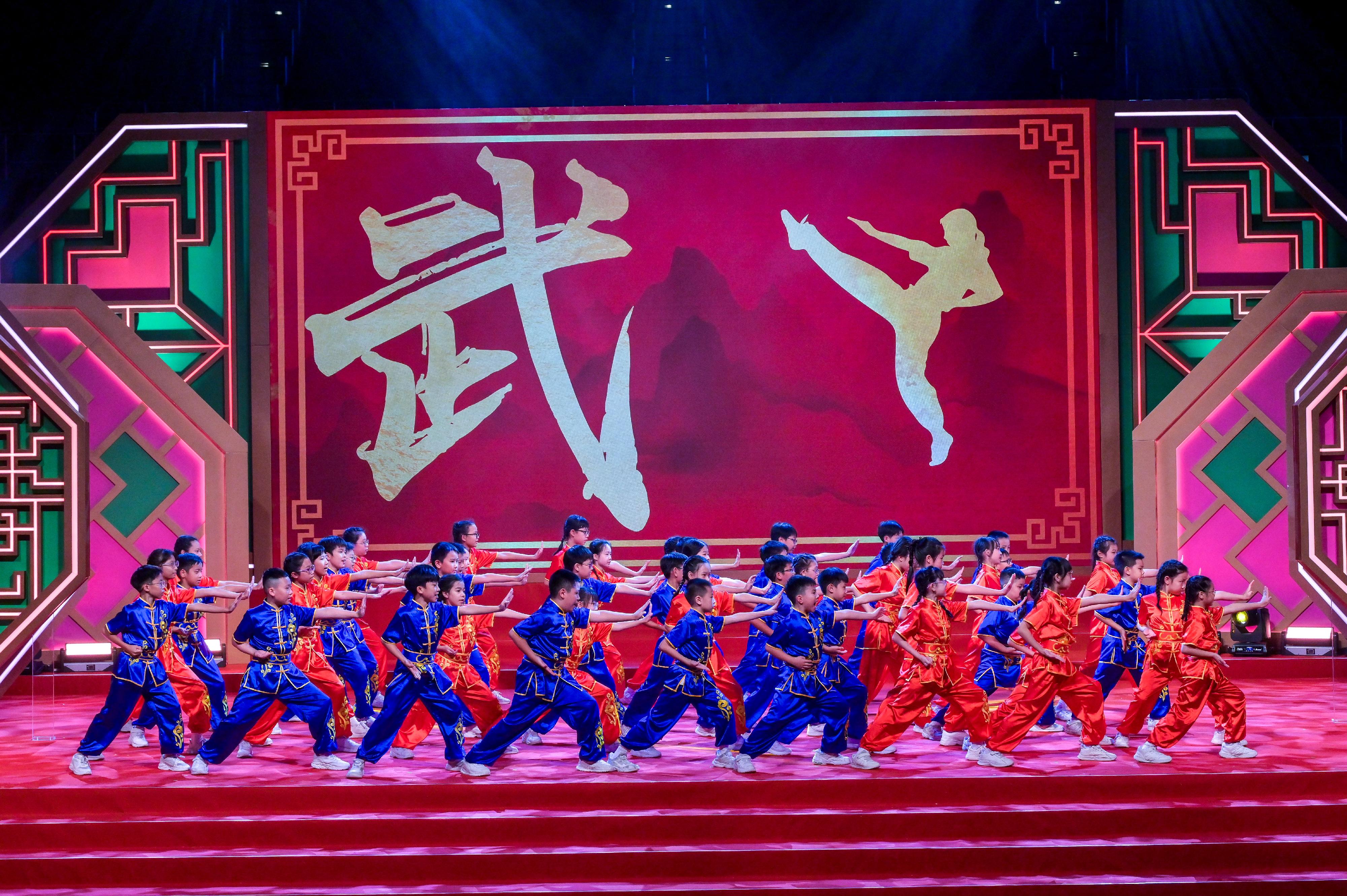 The Education Bureau today (September 24) held the "Love Our Home, Treasure Our Country" – Celebration of the 75th Anniversary of the Founding of the People's Republic of China and Joint School National Education Activities Kick-off Ceremony. Photo shows students performing martial arts at the ceremony.