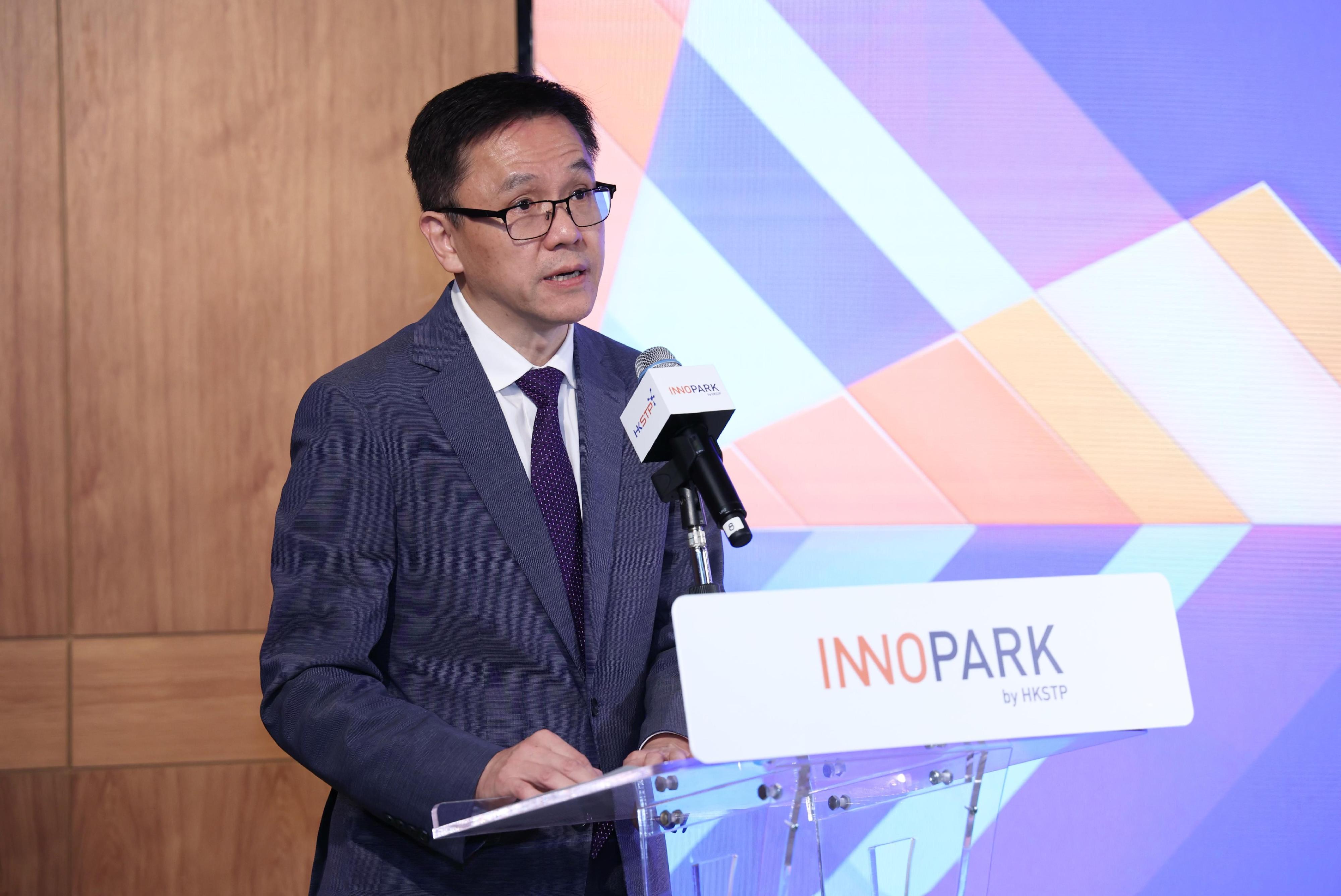 The Secretary for Innovation, Technology and Industry, Professor Sun Dong, speaks at the event of "Unleashing Tomorrow, Today at InnoPark" today (September 26).