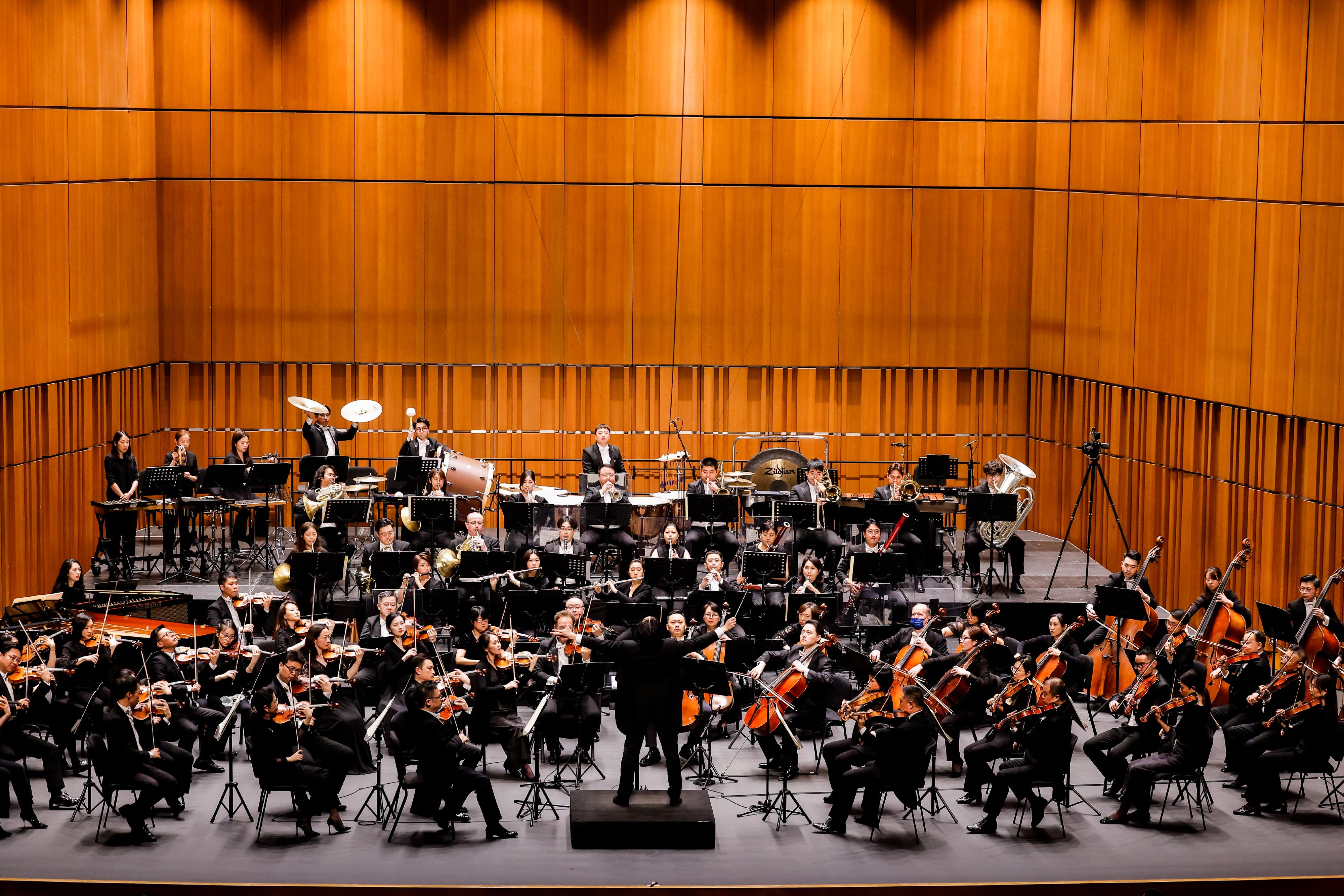 World-renowned mezzo-soprano Elīna Garanča will make her Hong Kong debut in October. Photo shows the Macao Orchestra. 