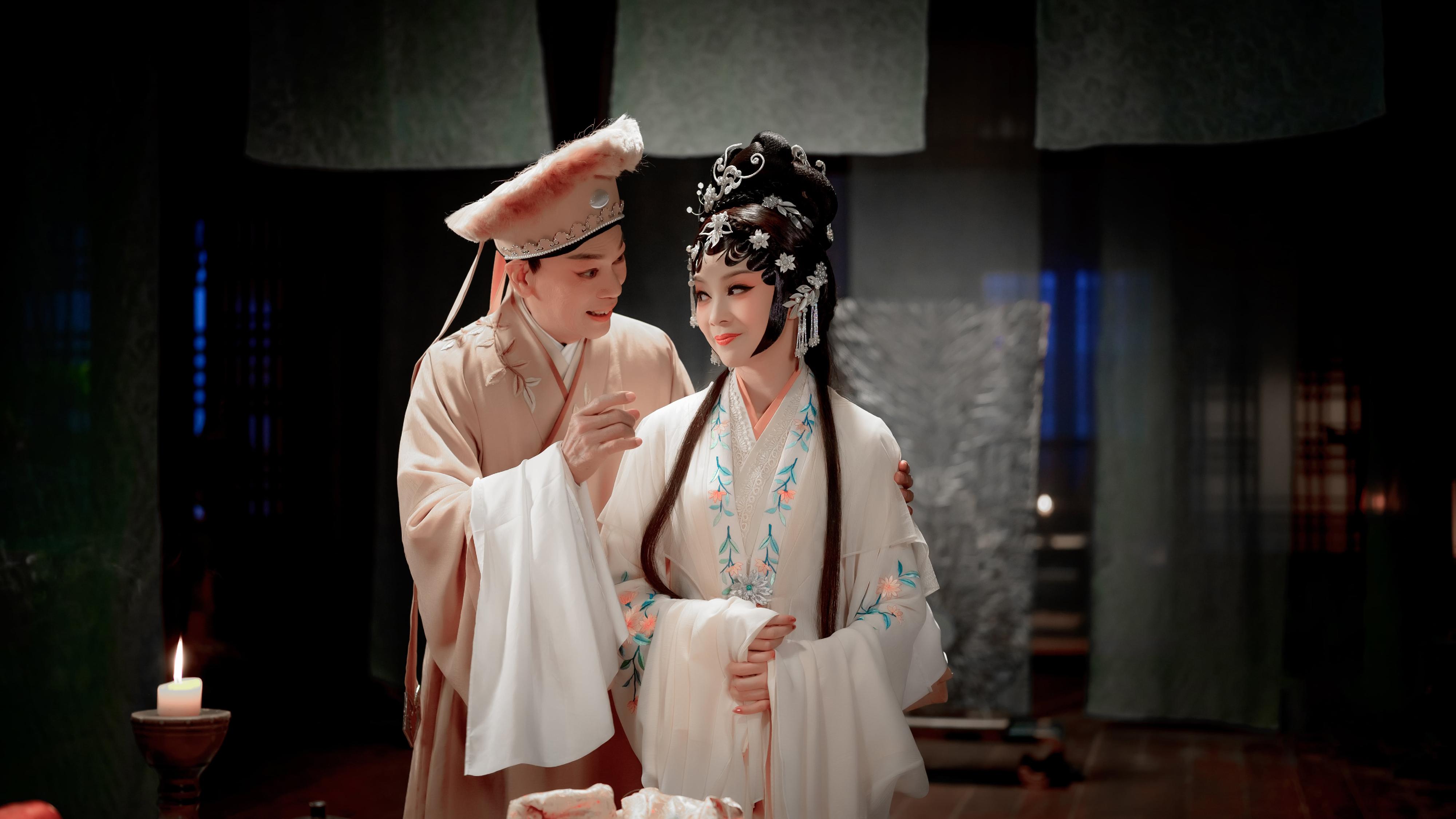 The 4th Guangdong-Hong Kong-Macao Greater Bay Area Culture and Arts Festival will present the world premiere of Cantonese Opera Film "The Legend of The White Snake" at the Hong Kong Cultural Centre in early November. Photo shows a scene from the film "The Legend of The White Snake".
