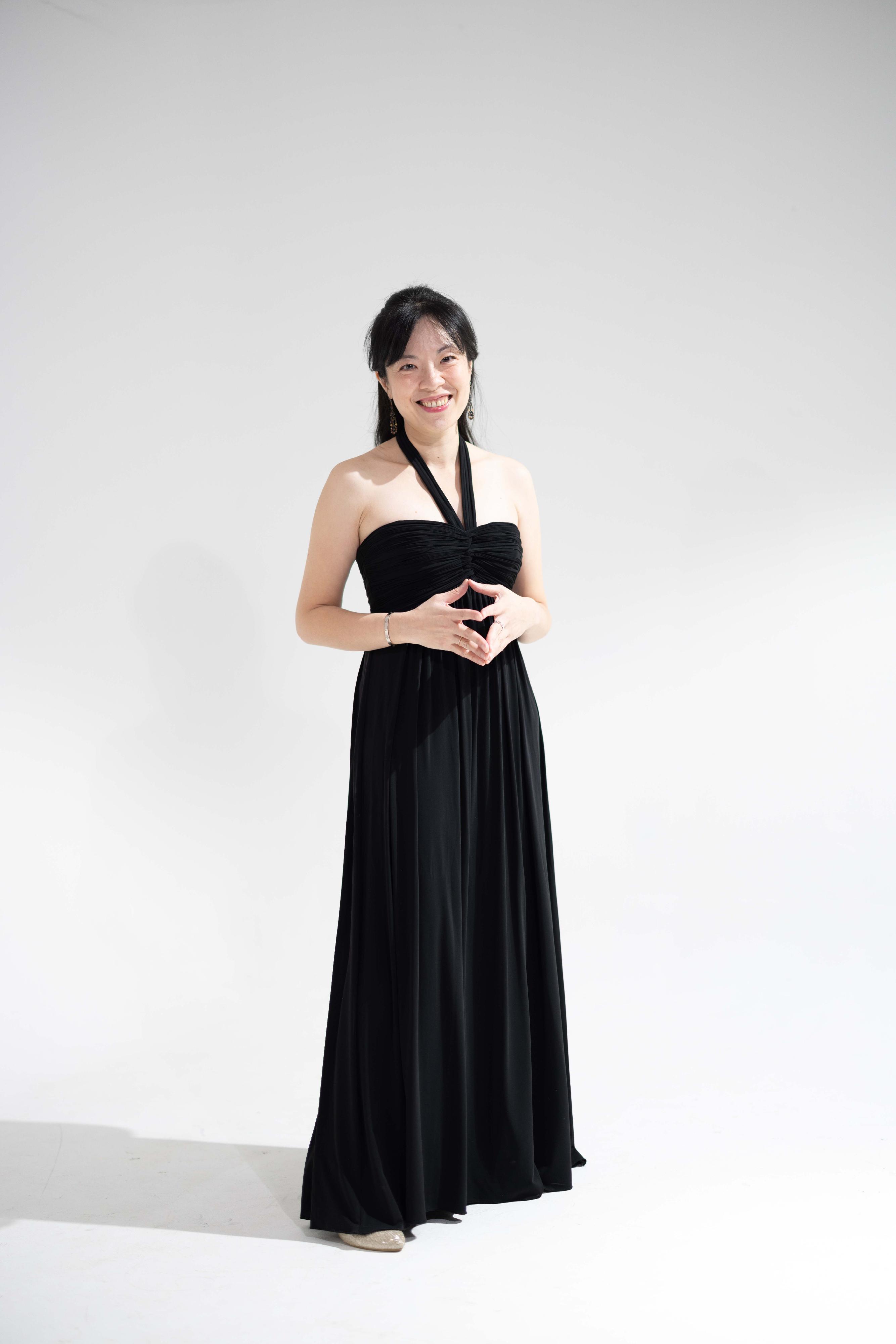 The Leisure and Cultural Services Department's "Hong Kong Artists" Series will present Piano Duo Recital by Stephen Wong and Amy Sze in November. Photo shows Sze.
