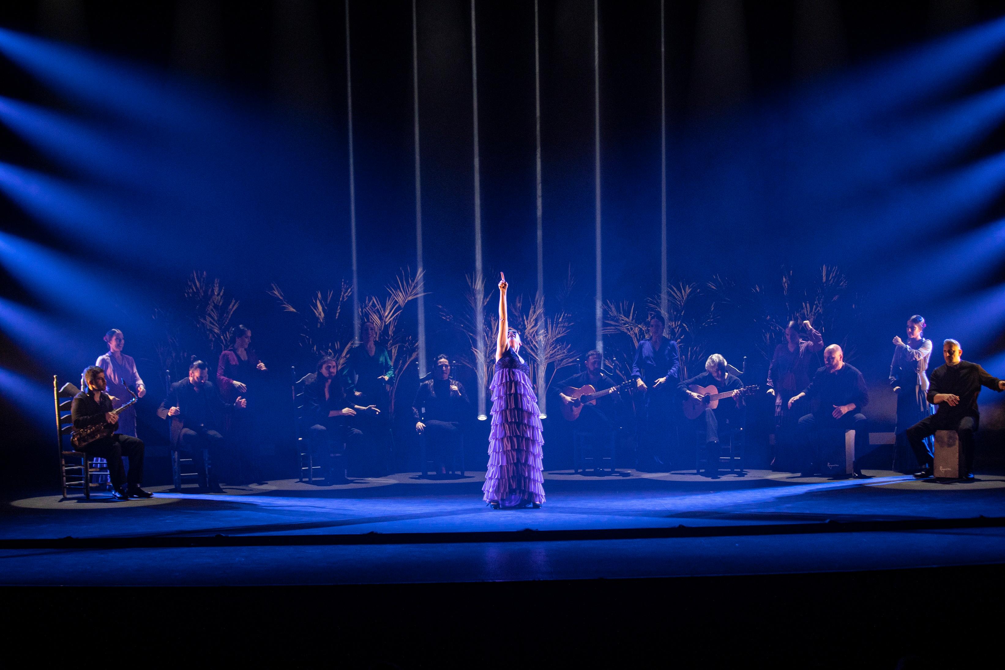 World-renowned Spanish flamenco diva Sara Baras will visit Hong Kong and bring her company's latest creation, "Vuela", for its Asian premiere in December. Photo shows "Vuela" (Source of photo: Sofia Wittert).