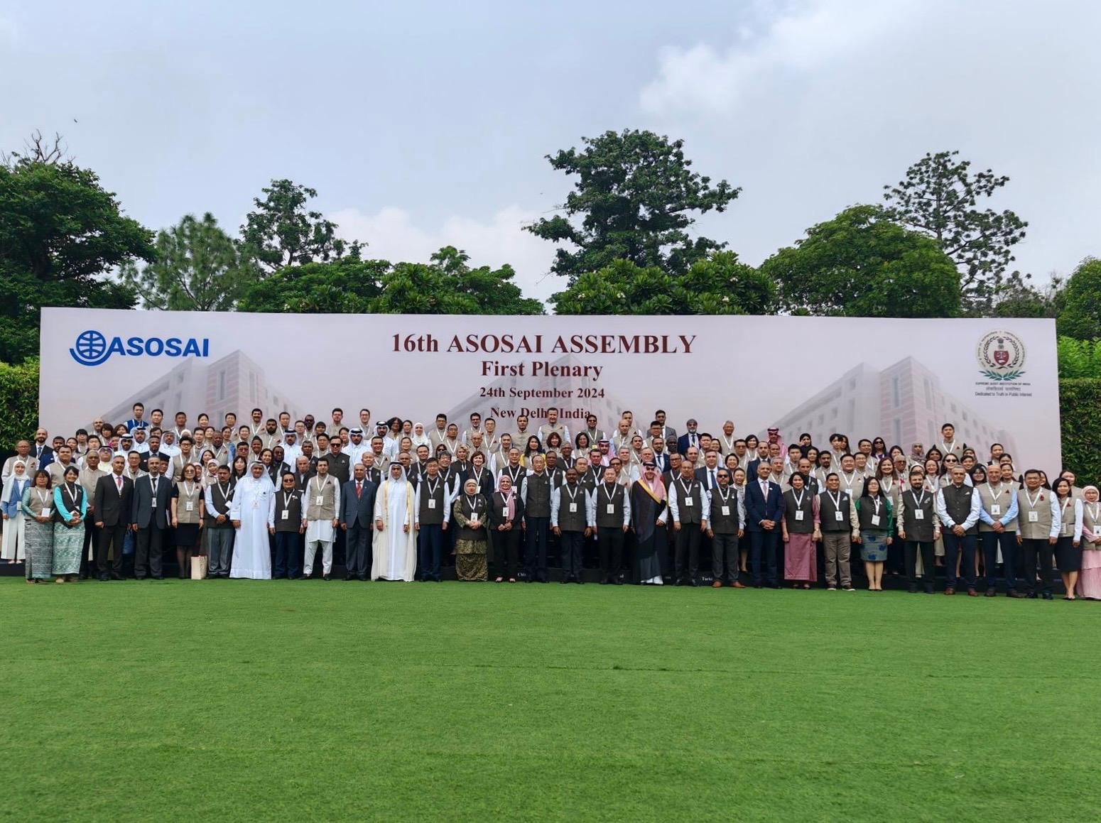 As a member of the People's Republic of China Delegation, the Director of Audit, Professor Nelson Lam, attended the 16th Assembly and 9th Symposium of the Asian Organisation of Supreme Audit Institutions (ASOSAI) held from September 21 to 27 in India. It was attended by 201 delegates from 44 ASOSAI members and observers.