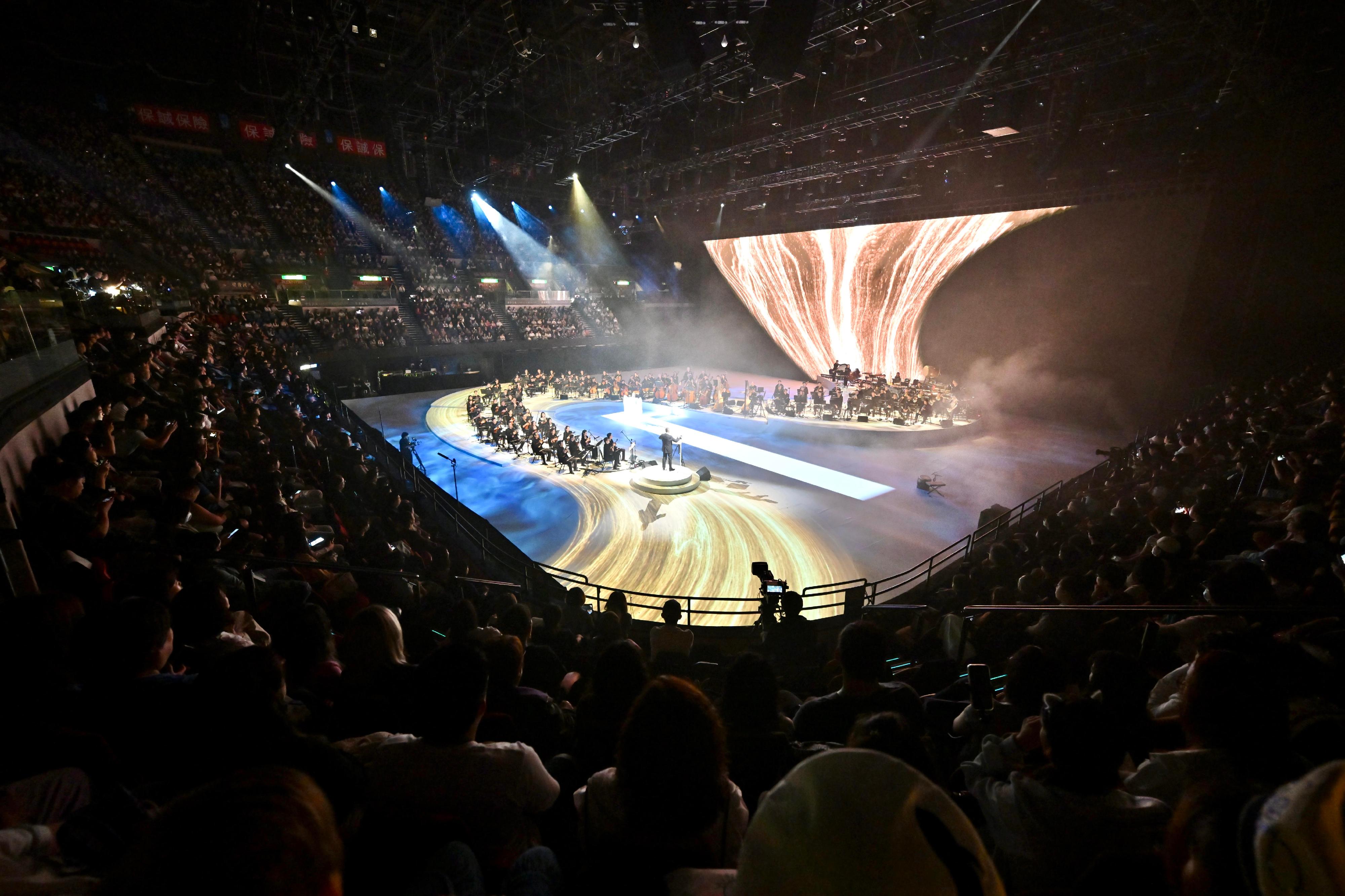 The opening programme of the 4th Guangdong-Hong Kong-Macao Greater Bay Area Culture and Arts Festival, "Sound River", staged today (October 19) at the Hong Kong Coliseum. Photo shows a scene of "Sound River".