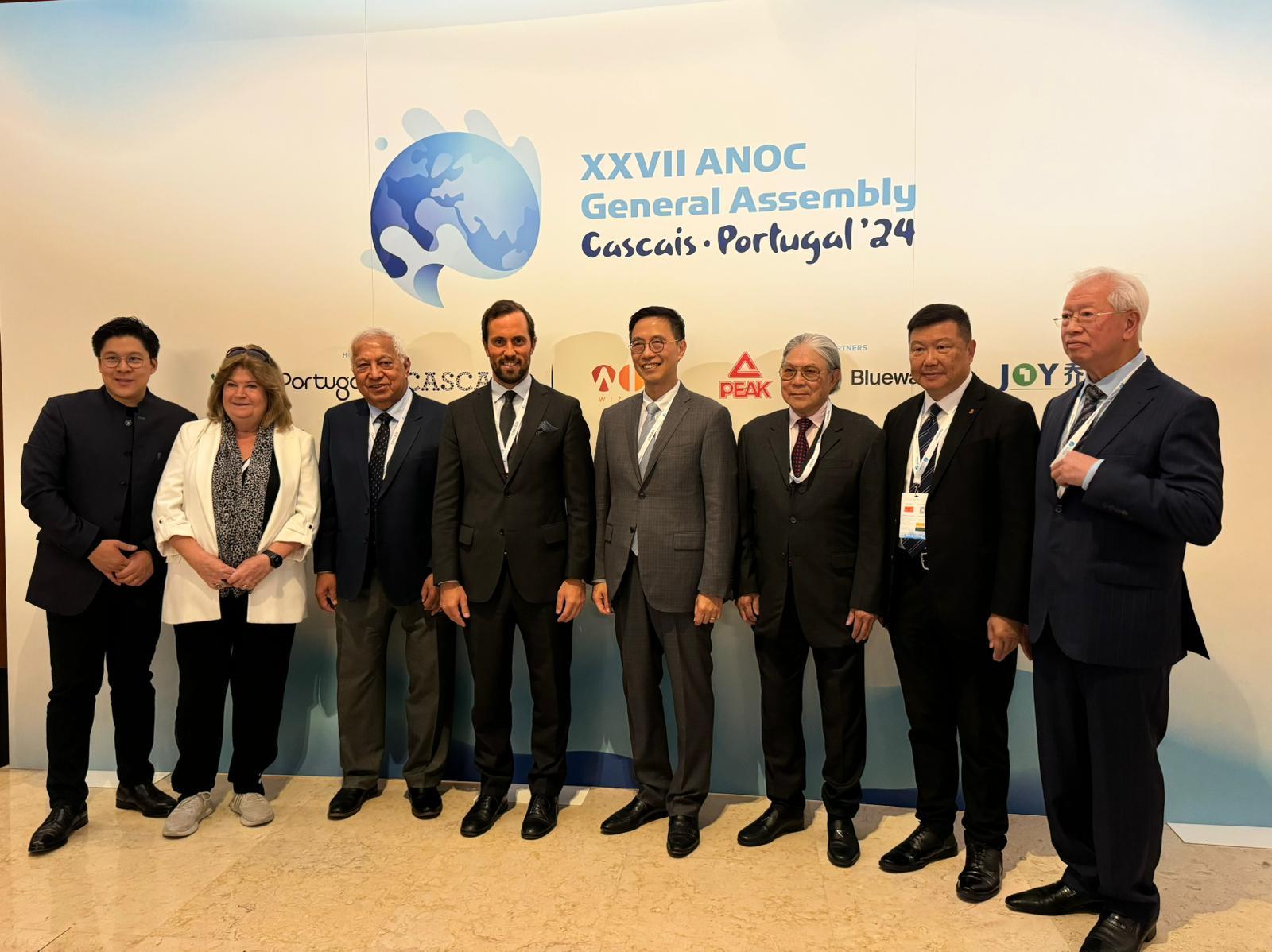 The Secretary for Culture, Sports and Tourism, Mr Kevin Yeung, attended a reception hosted by the City of Cascais in Portugal last night (October 29, Cascais time). Photo shows Mr Yeung (fourth right); City Councillor (Sports and International Affairs) Mr Francisco Kreye (fourth left); the Secretary General of the Association of the National Olympic Committees (ANOC), Mrs Gunilla Lindberg (second left); and the ANOC President, Dr Robin Mitchell (third left).